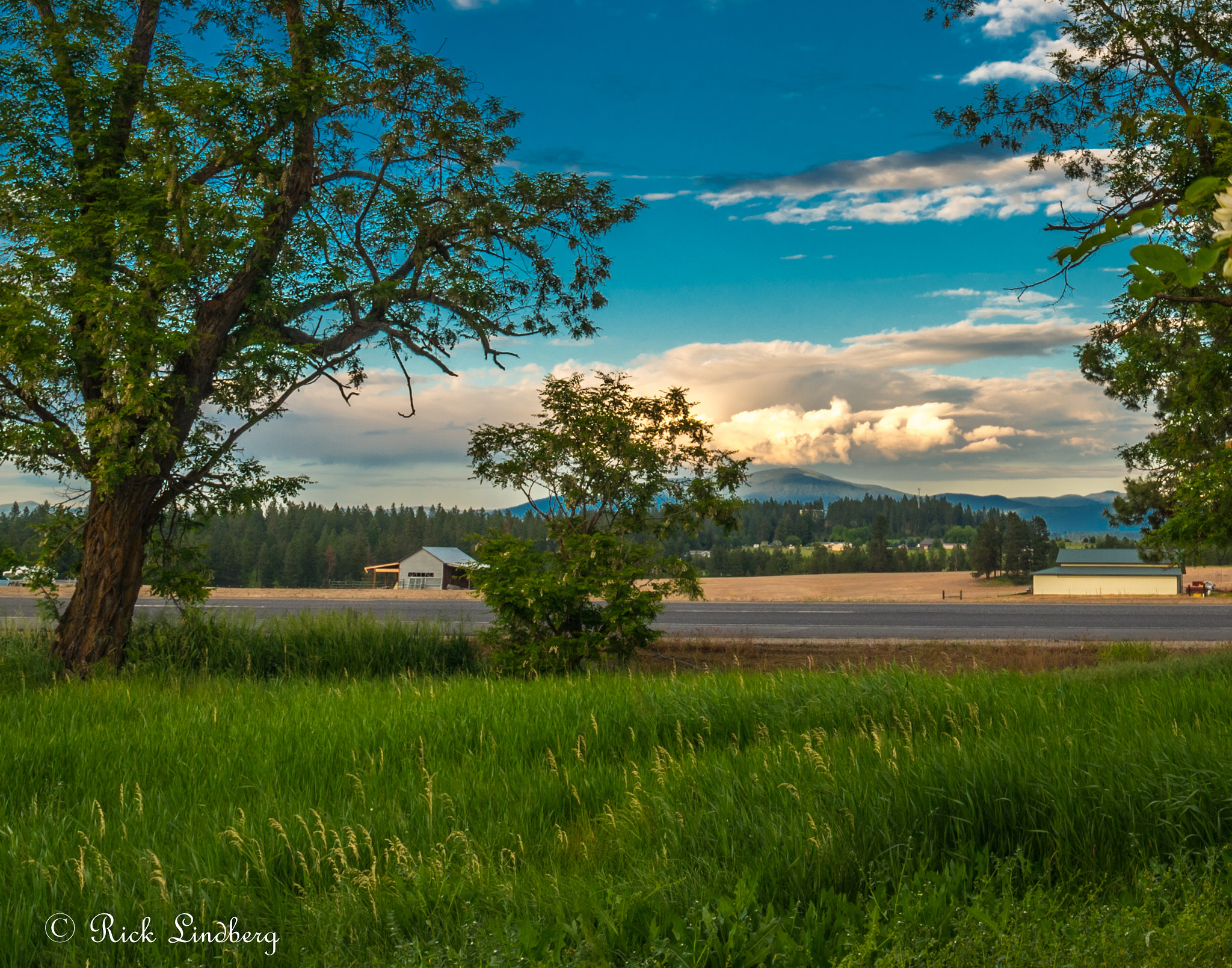 Pentax K-50 + A Series Lens sample photo. Trouble on the mountain photography
