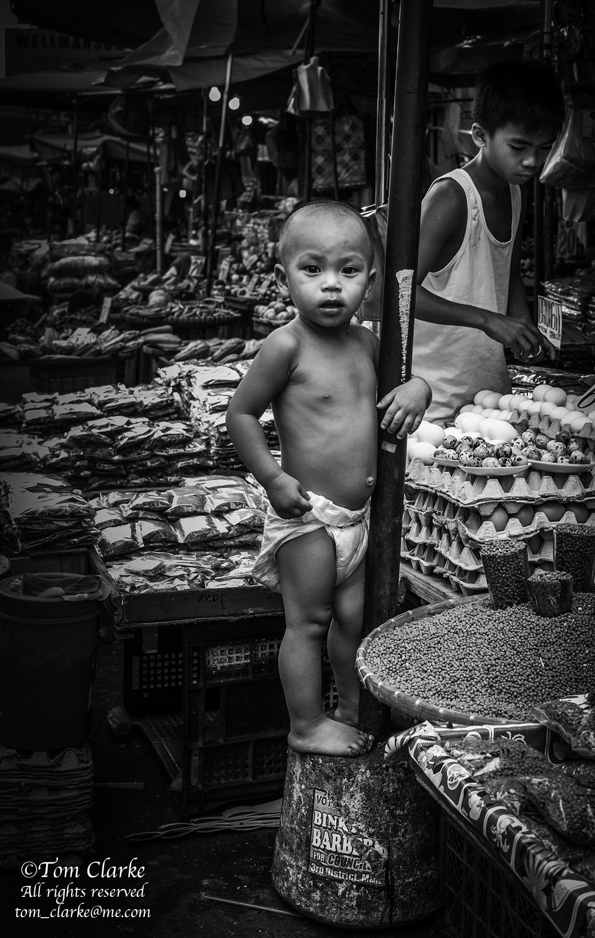 Leica Summilux-M 35mm F1.4 ASPH sample photo. 'children of the street' photography