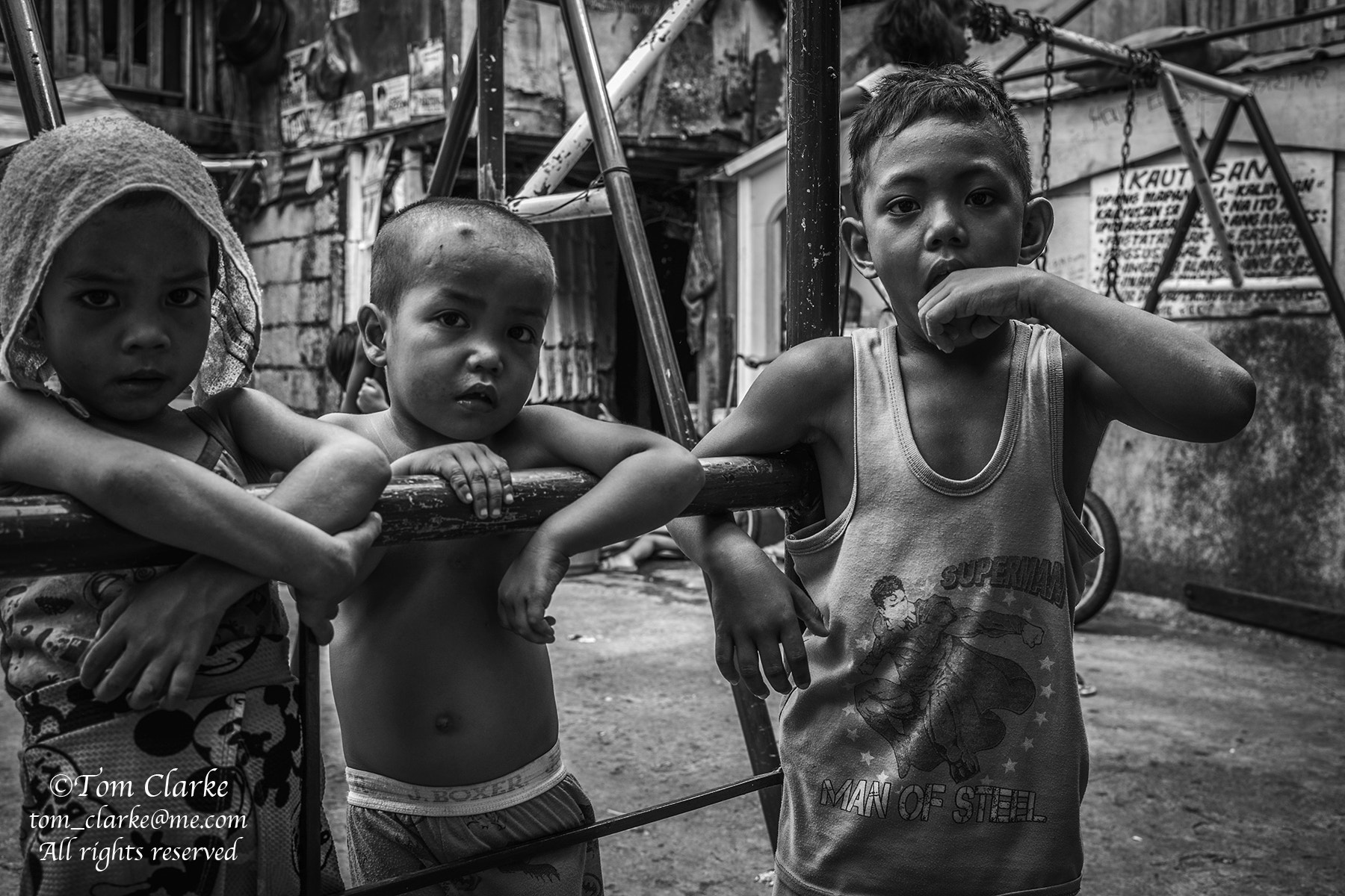 Leica Summilux-M 35mm F1.4 ASPH sample photo. 'children of the street' photography