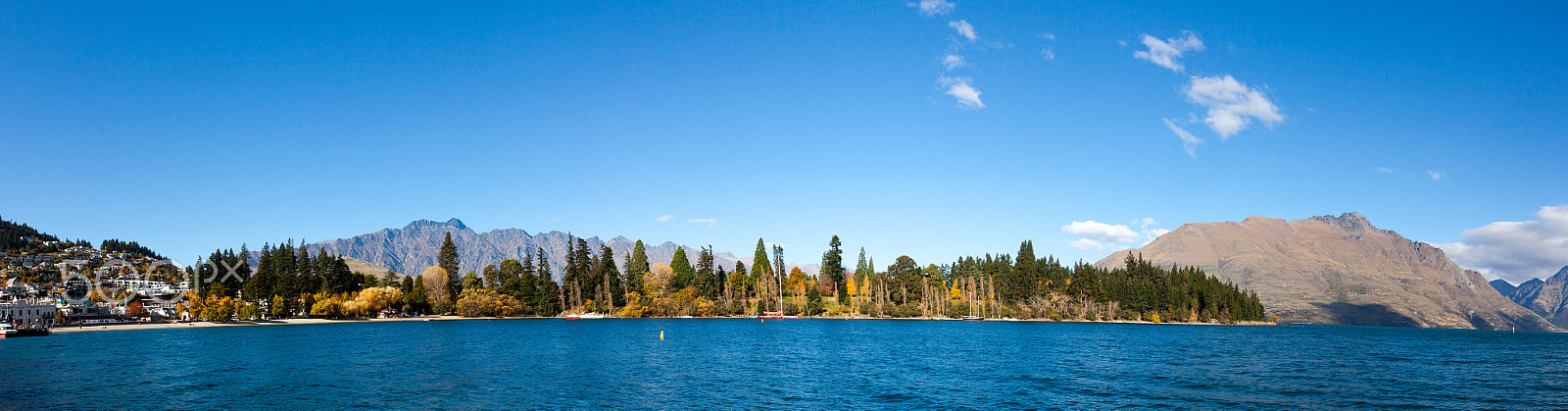 Sigma 24-35mm F2 DG HSM Art sample photo. Autumn queenstown 2016 - ii photography