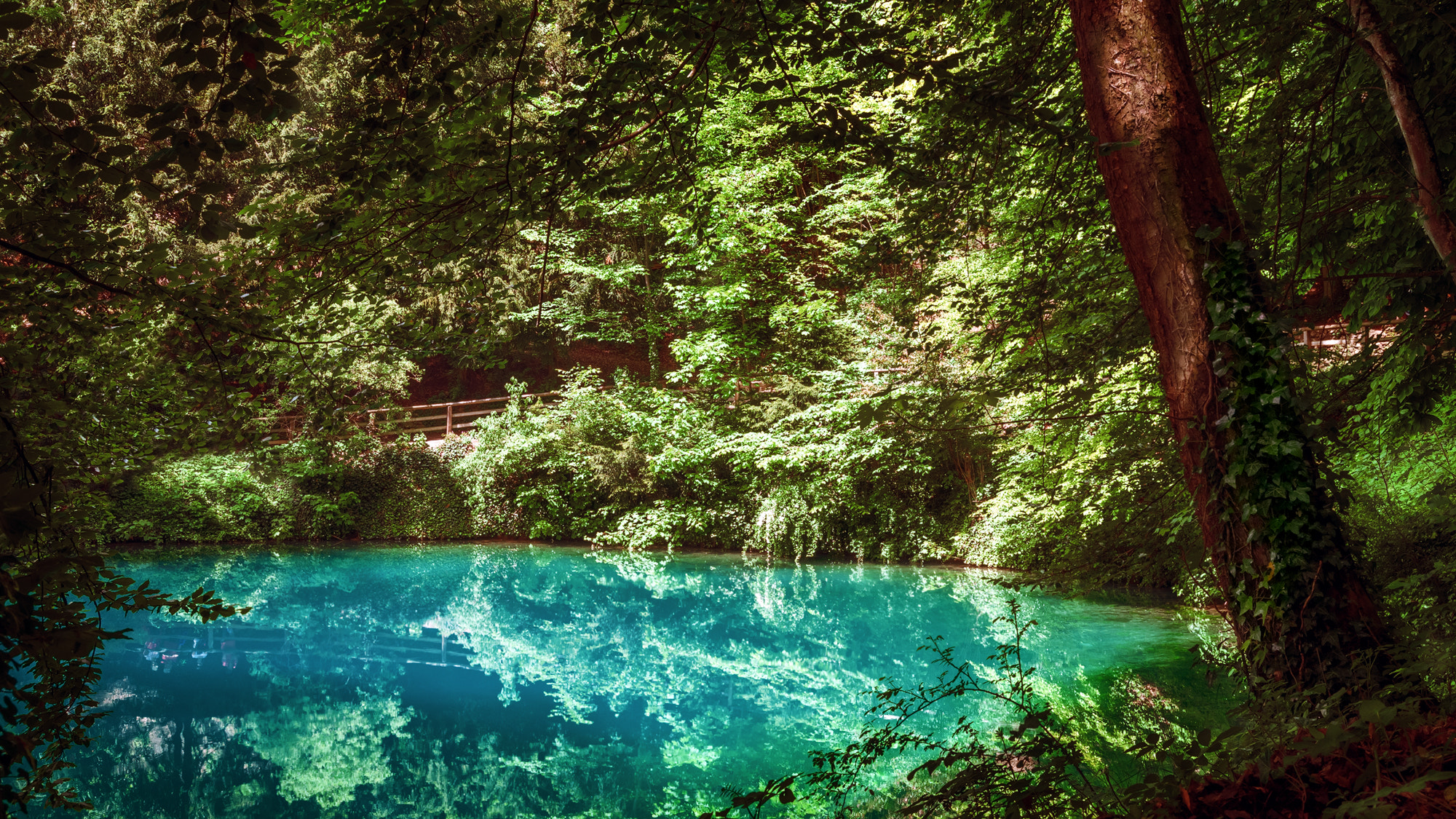 Nikon D90 + Sigma 18-35mm F1.8 DC HSM Art sample photo. Blautopf (blue hole) photography