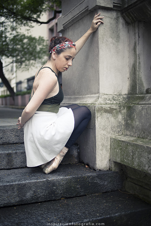 Voigtlander Ultron 40mm f/2 SLII Aspherical sample photo. Ballerina photography