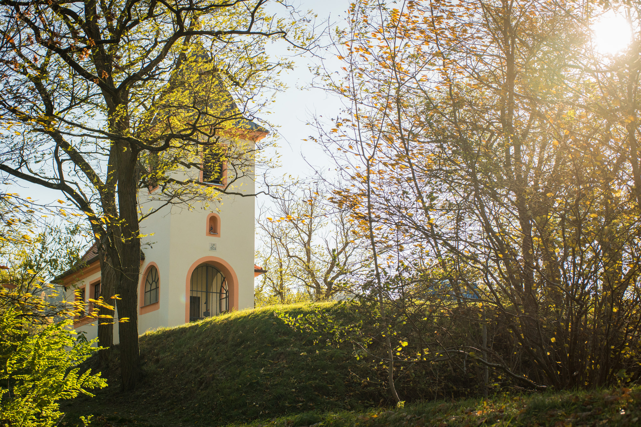 NX 45mm F1.8 sample photo. Chapel in the sun photography