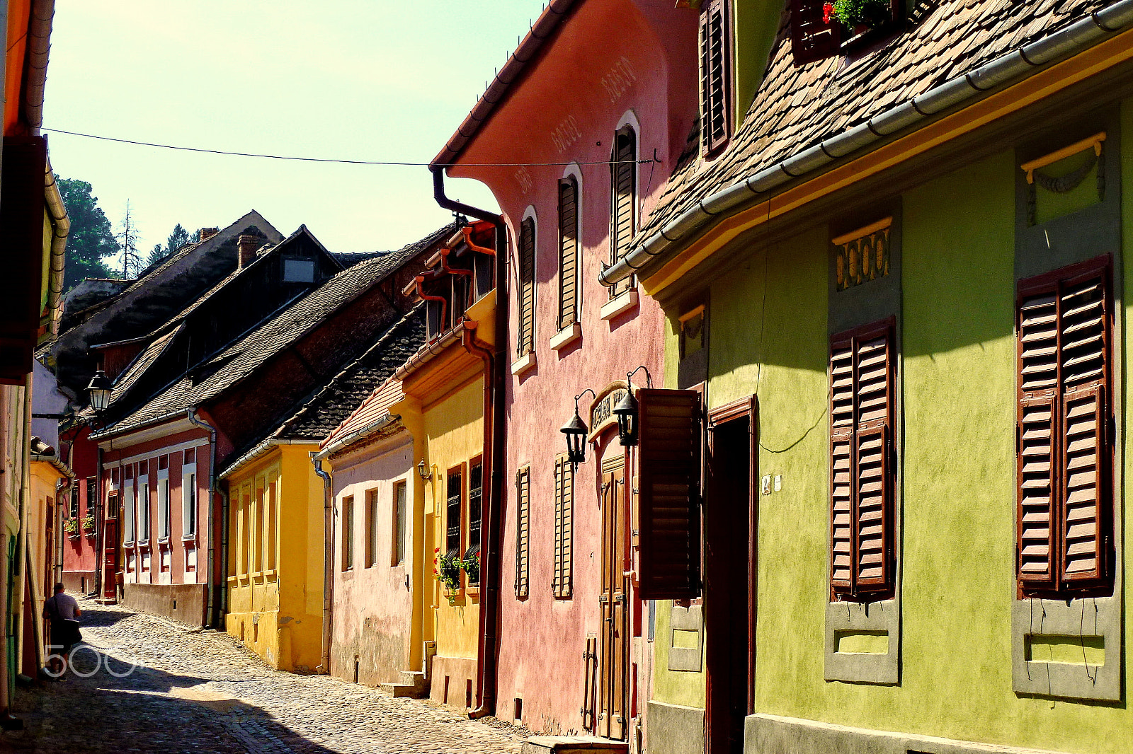 Panasonic Lumix DMC-FH25 (Lumix DMC-FS35) sample photo. Sighisoara street photography