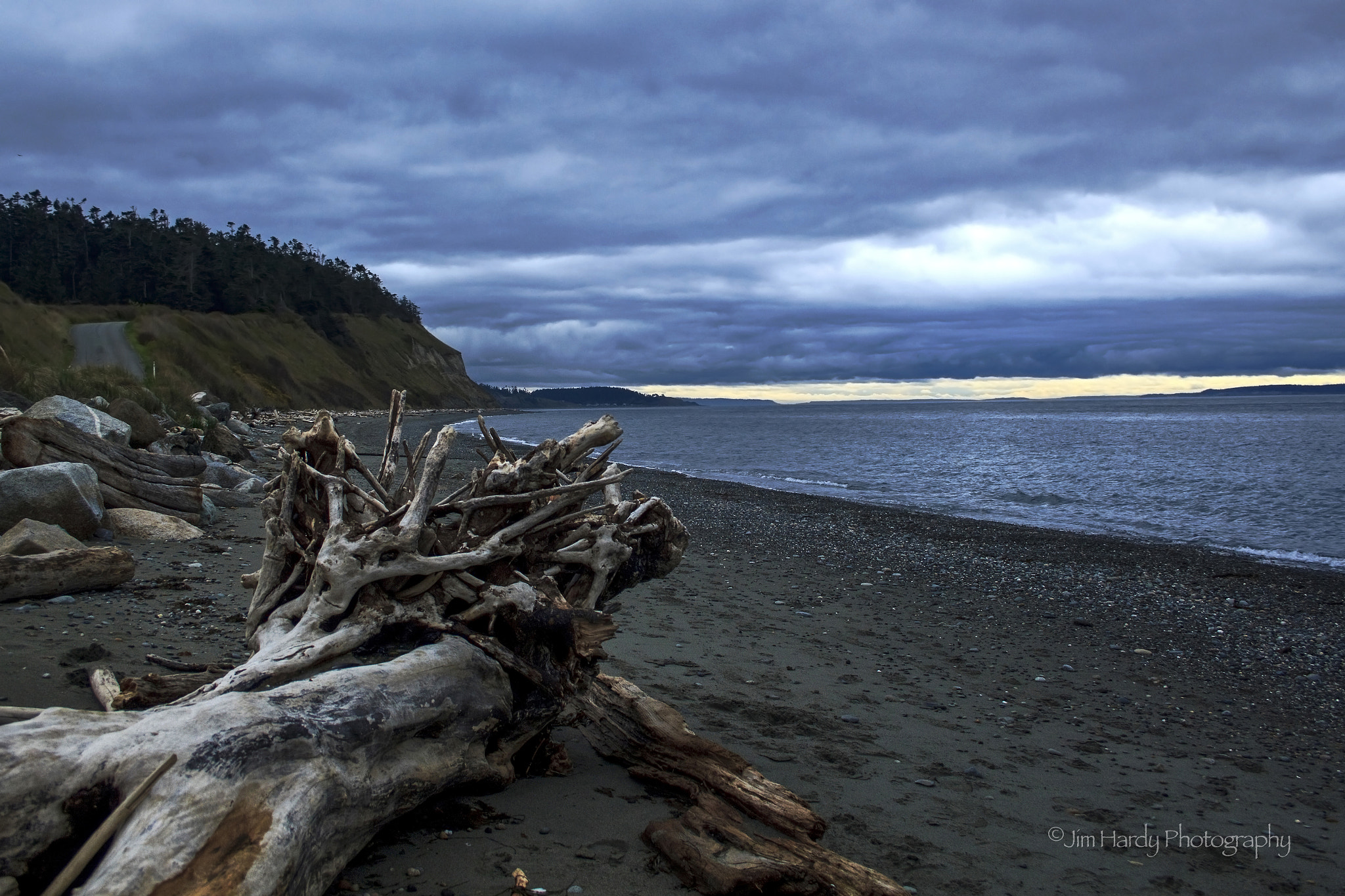 Canon EF-S 18-55mm F3.5-5.6 sample photo. Leaden skies at ebeys landing photography