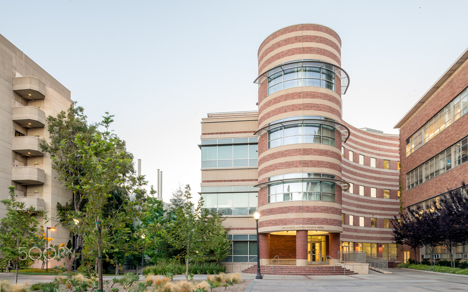 Nikon PC-E Nikkor 24mm F3.5D ED Tilt-Shift sample photo. Ucla orthopaedic hospital research center photography