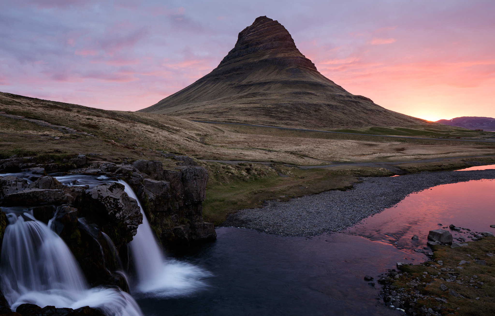 Canon TS-E 24.0mm f/3.5 L II sample photo. Kirkjufell sunrise - iceland photography