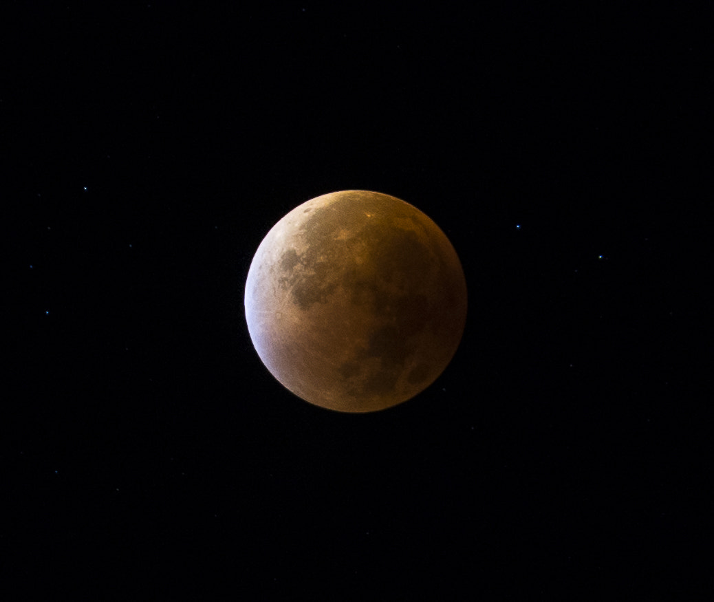 Sony a7 + Canon EF 70-200mm F2.8L USM sample photo. Eclipse photography