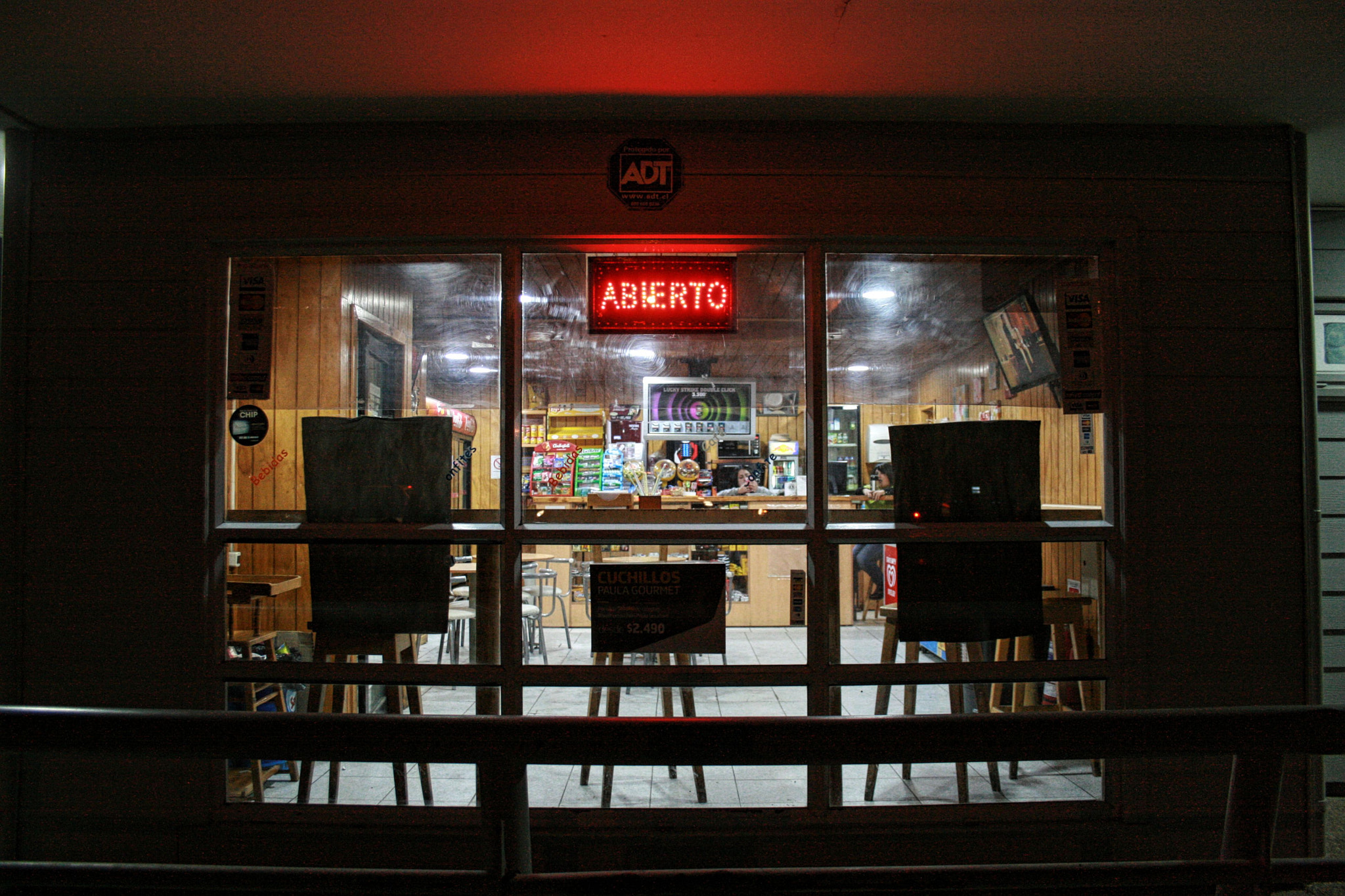 5-5.6 sample photo. Empty photography