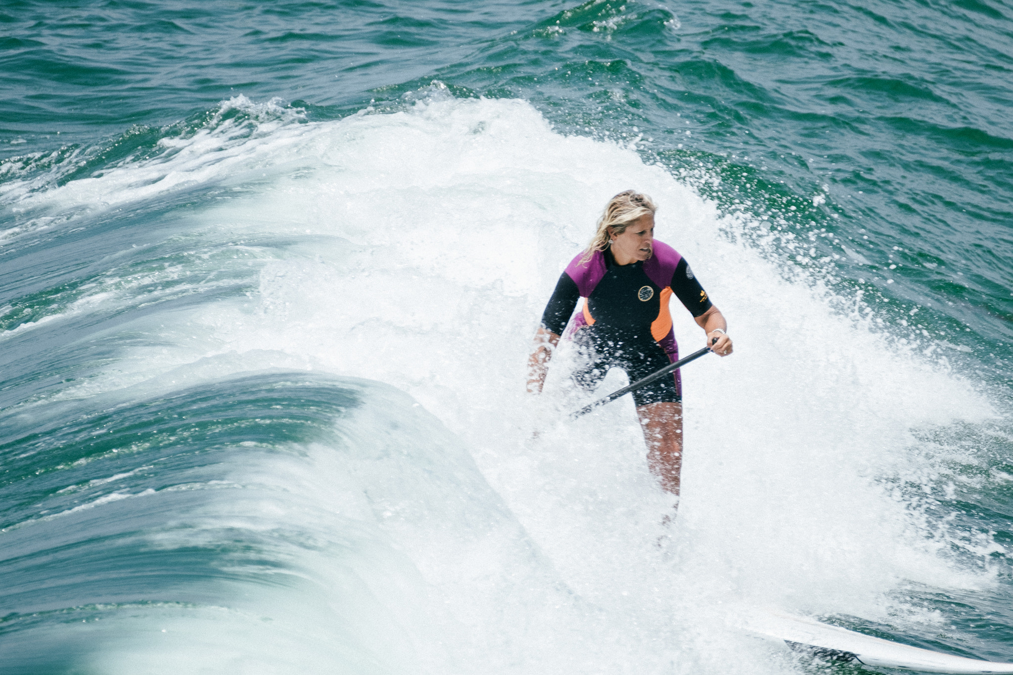 Fujifilm XF 100-400mm F4.5-5.6 R LM OIS WR sample photo. Big surf photography