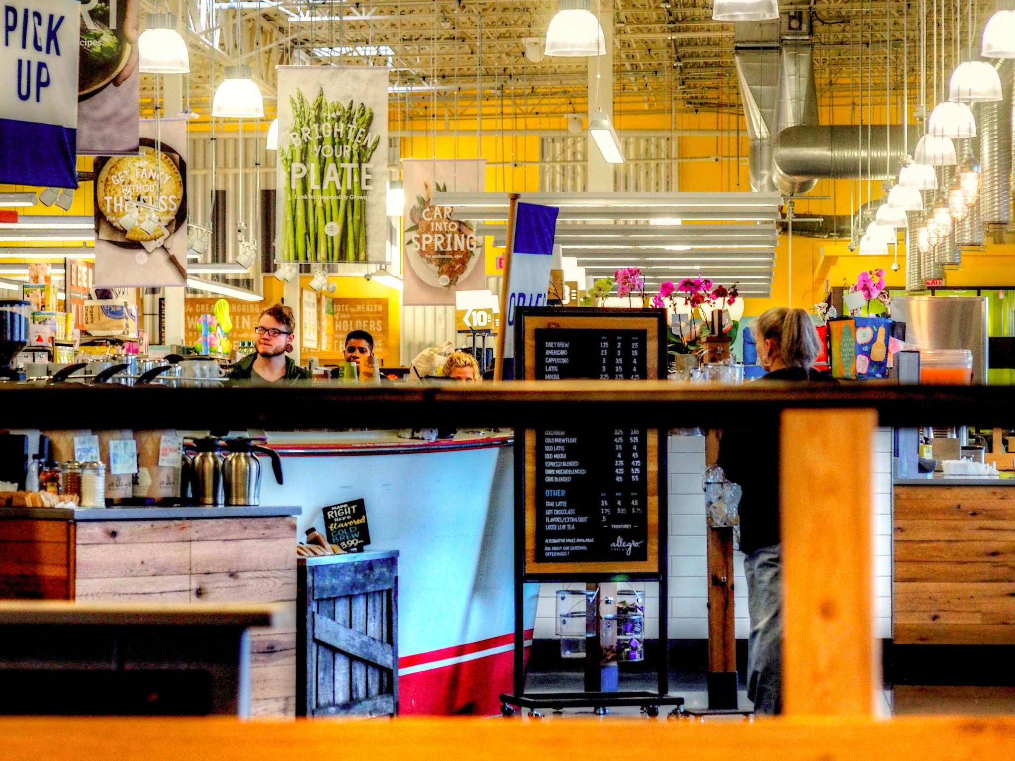 Olympus Zuiko Digital ED 40-150mm F4.0-5.6 sample photo. Whole foods photography