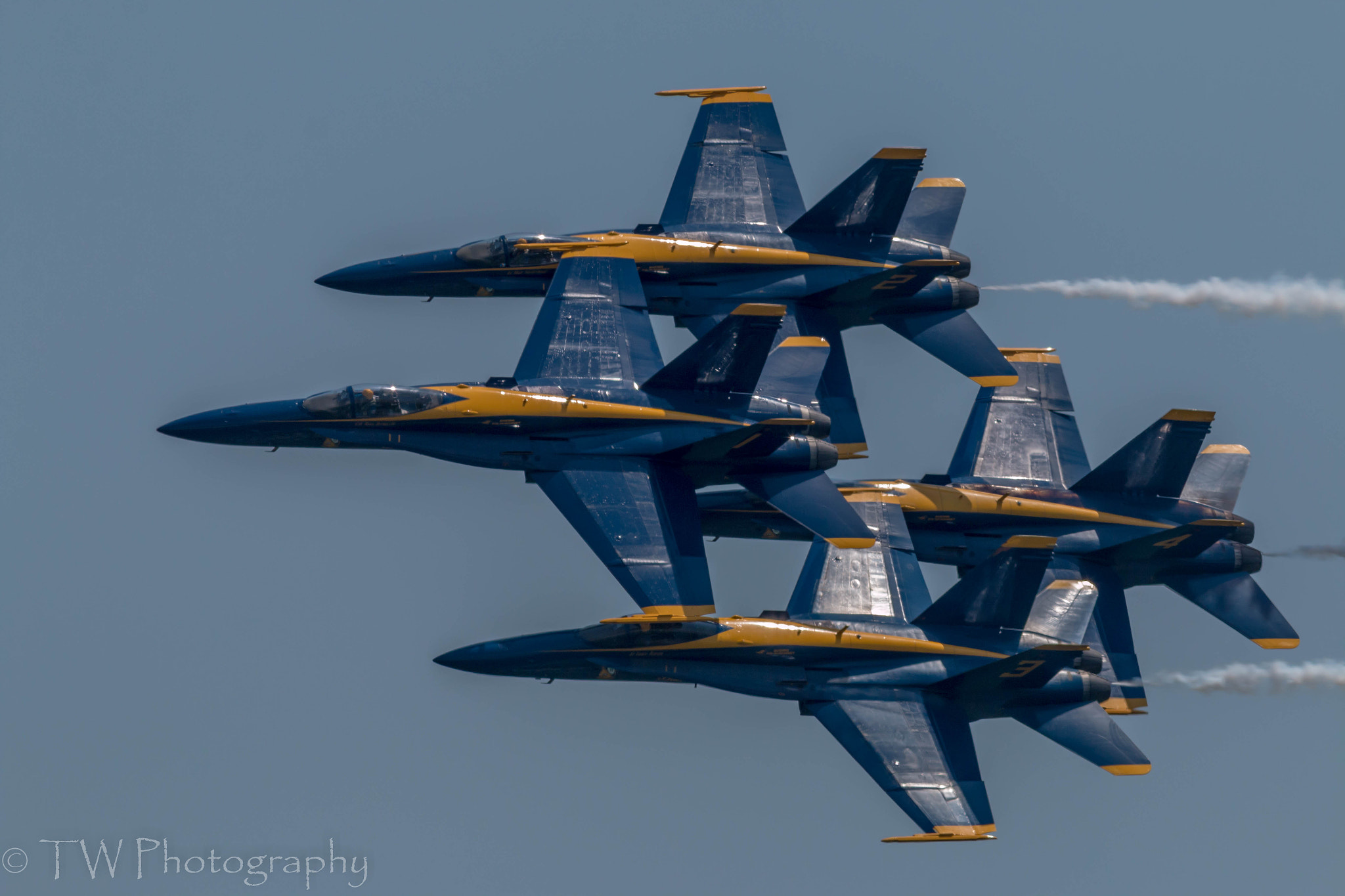 Canon EOS 70D + Canon EF 400mm F5.6L USM sample photo. Tight formation photography