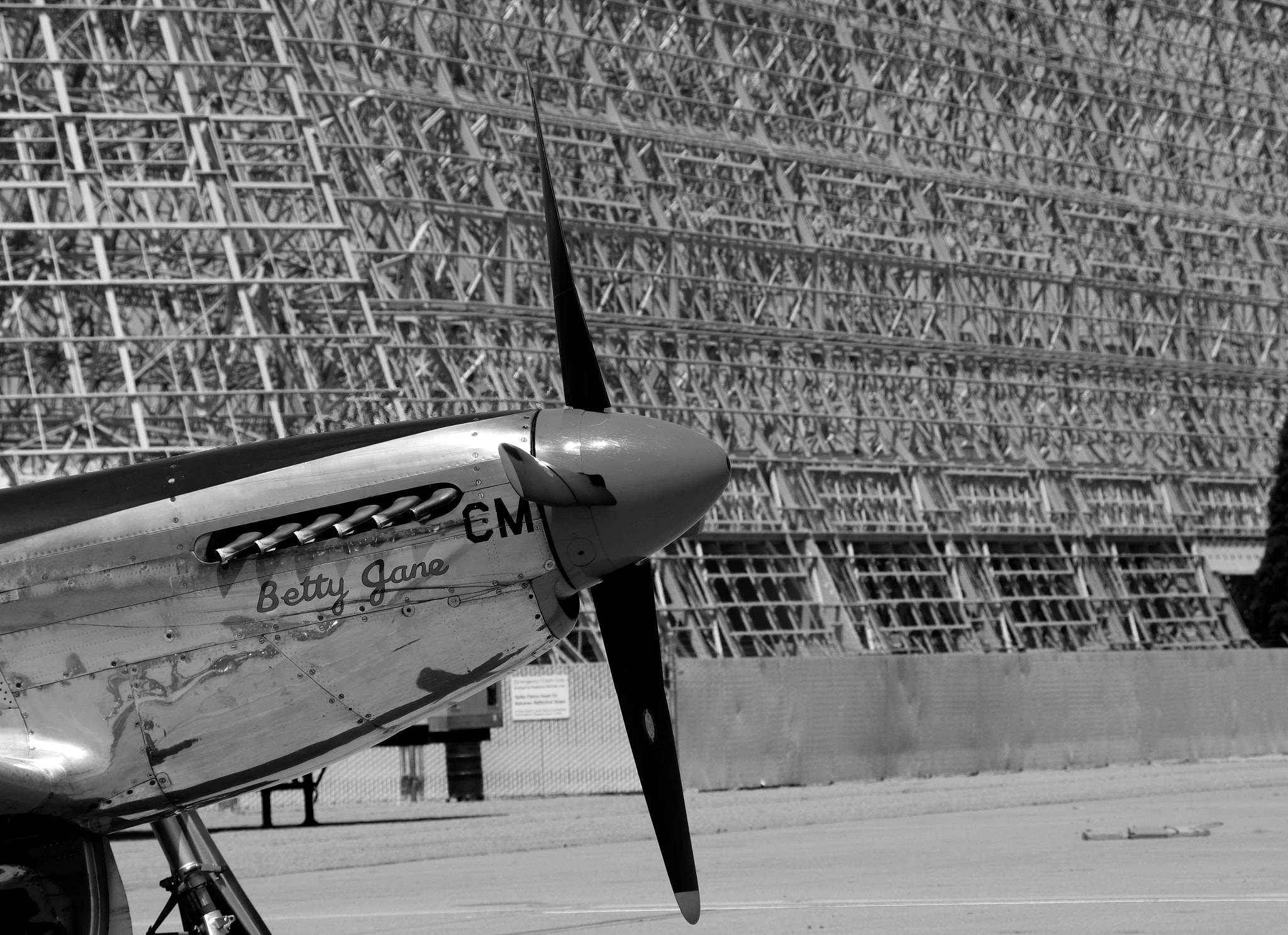 Canon EF-S 18-135mm F3.5-5.6 IS USM sample photo. Betty jane at moffett field in mountain view photography