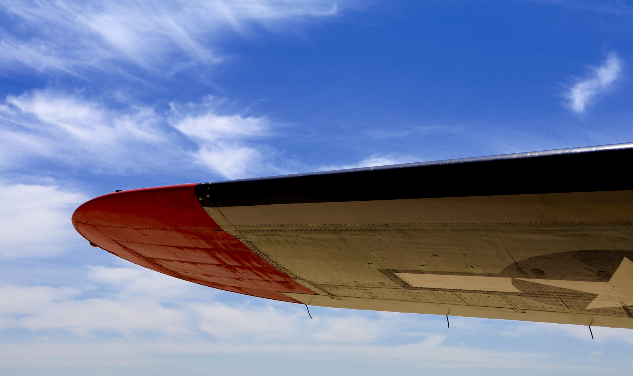 Canon EF-S 18-135mm F3.5-5.6 IS USM sample photo. Wing of fighter jet photography