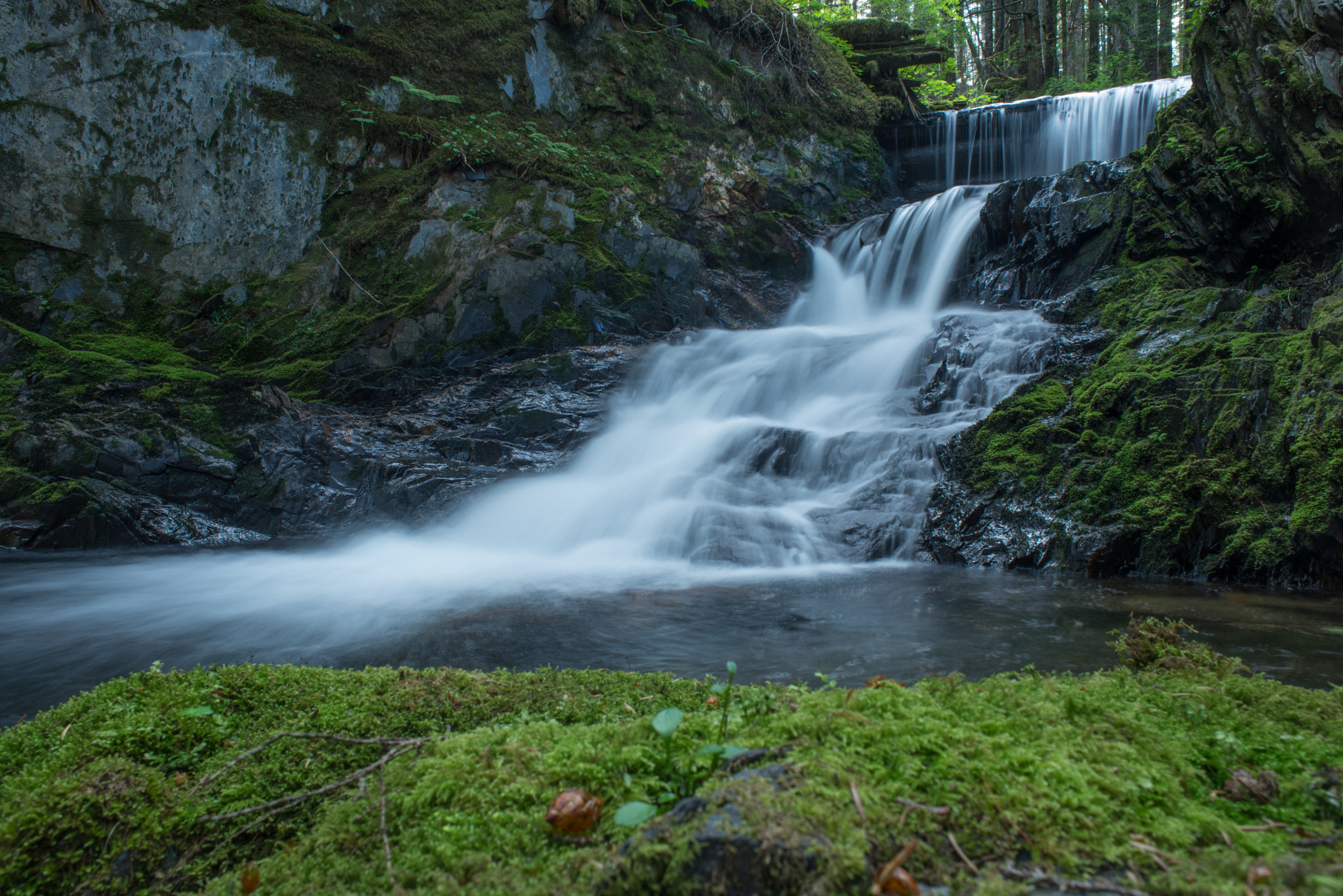 Nikon D600 + Nikon AF Nikkor 24mm F2.8D sample photo. Jumbo waterfall photography