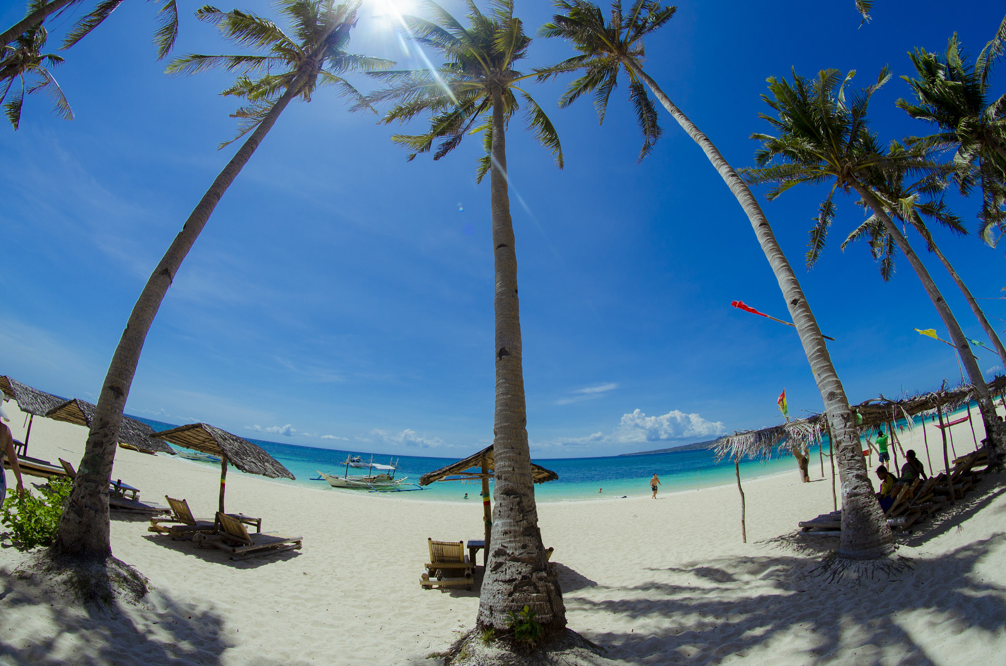 Nikon D5100 + Samyang 8mm F3.5 Aspherical IF MC Fisheye sample photo. Beach photography