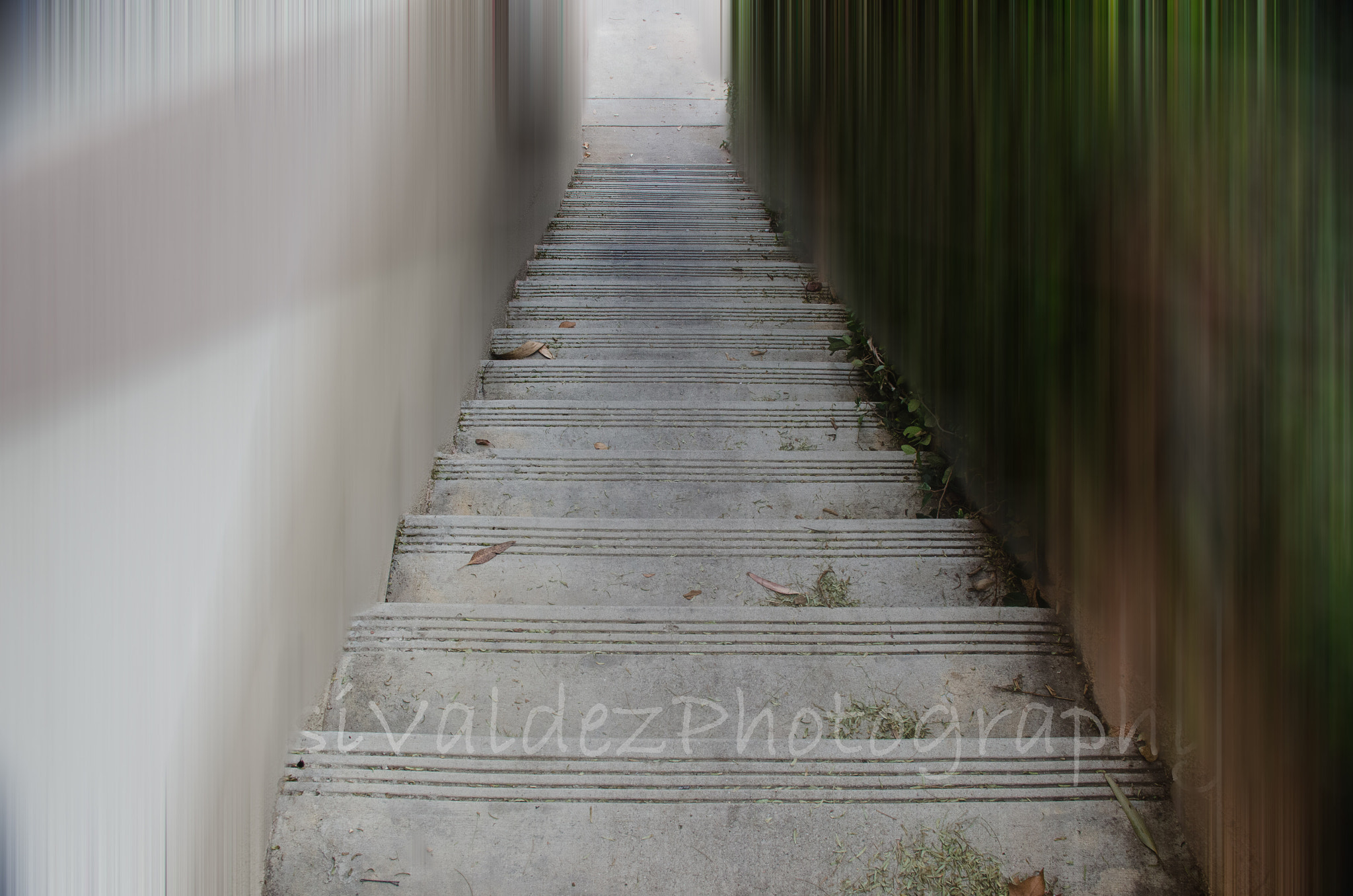 Nikon D7000 + Sigma 18-125mm F3.8-5.6 DC OS HSM sample photo. Stairsmotionblur photography