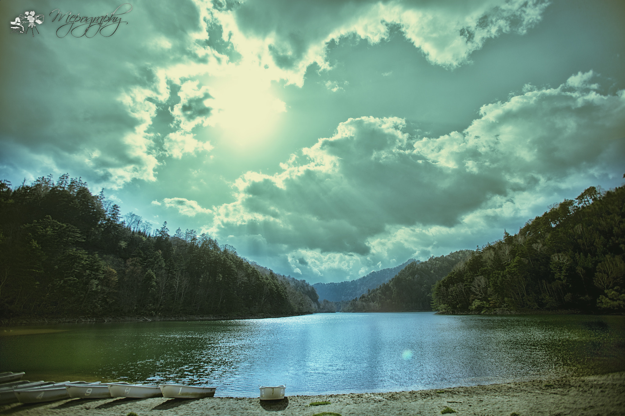 Canon EOS 6D + Canon EF 17-35mm f/2.8L sample photo. Sunset & lake photography