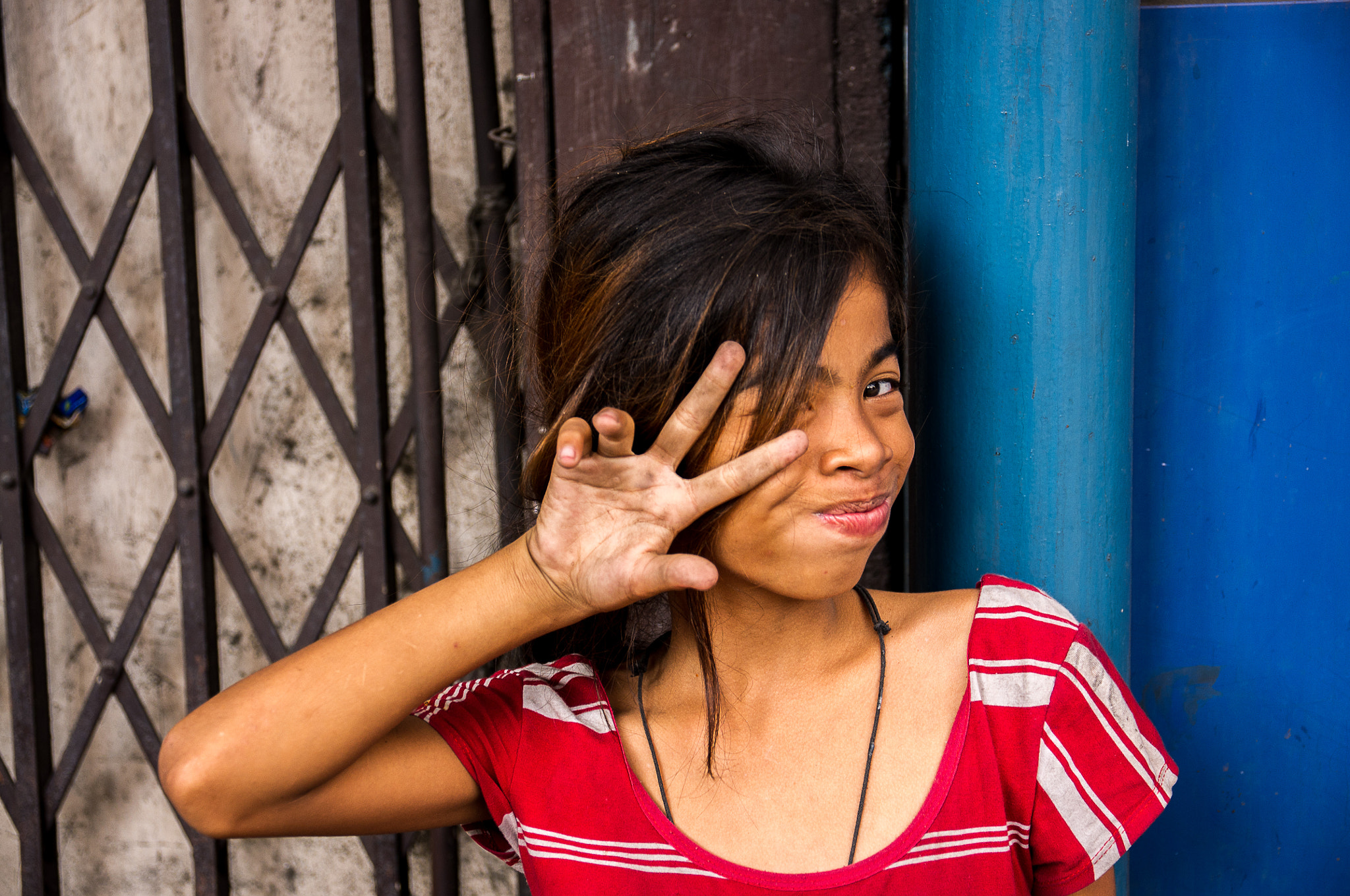 Pentax K-x + Sigma 17-70mm F2.8-4 DC Macro HSM | C sample photo. In the streets of manila photography