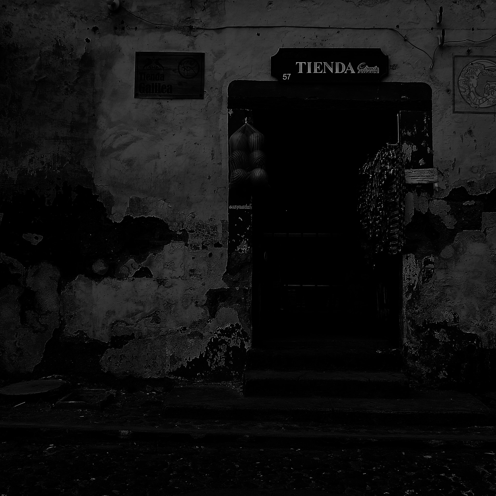 Panasonic Lumix DMC-GF2 + Panasonic Lumix G 14mm F2.5 ASPH sample photo. Fortune teller photography
