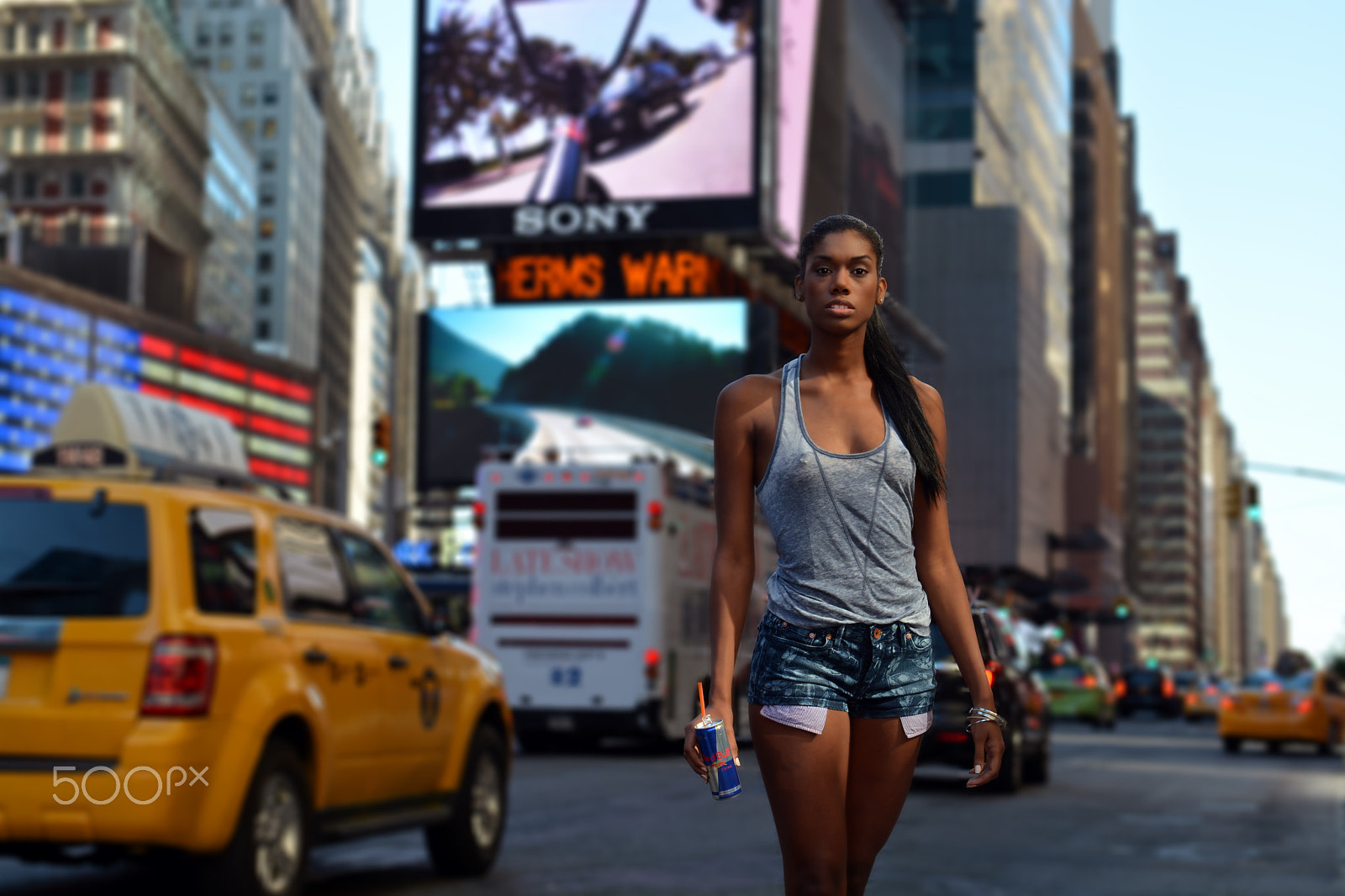 AF Zoom-Nikkor 35-105mm f/3.5-4.5 sample photo. Manhattan shadow games -1 photography