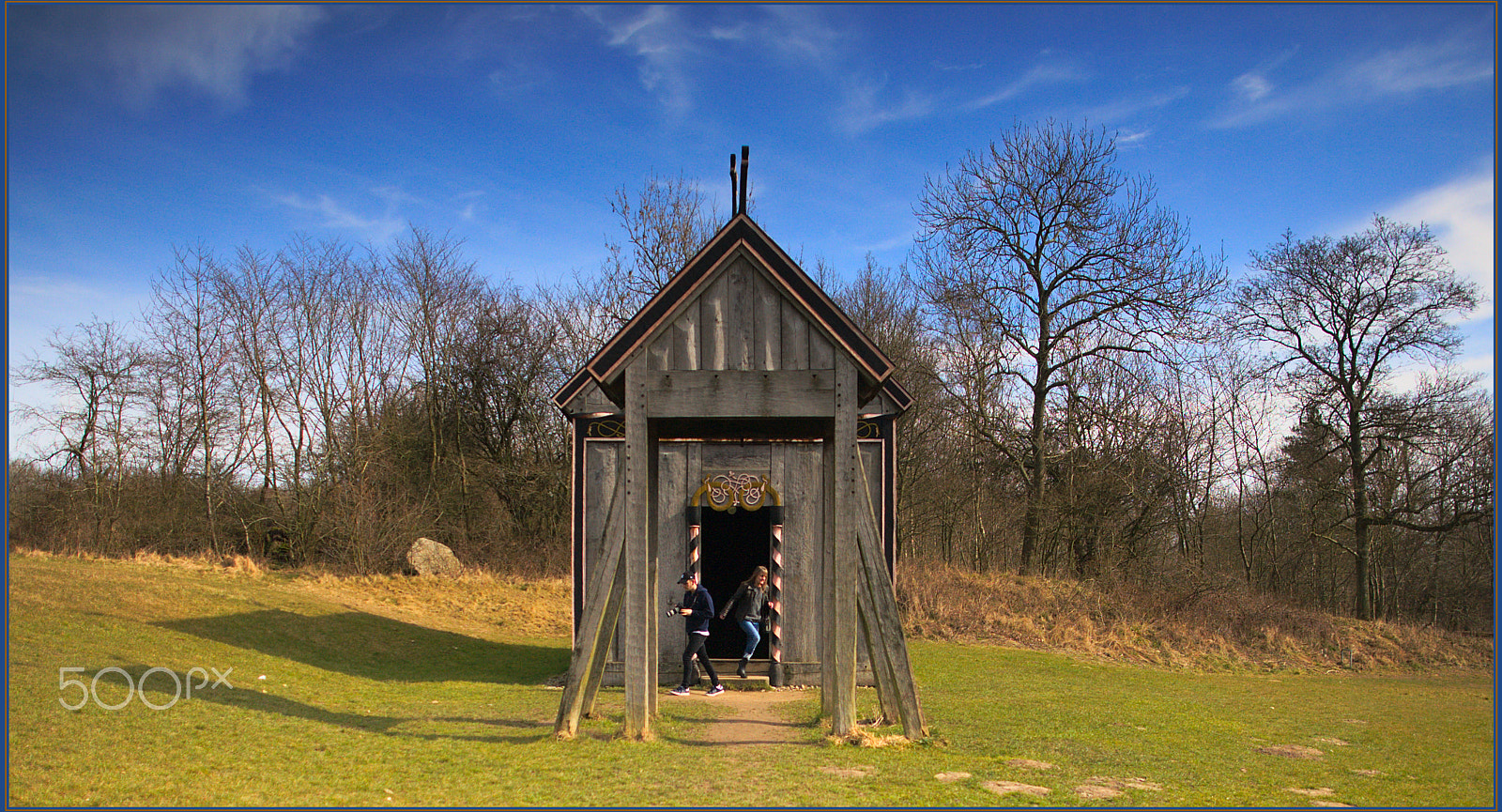 Canon EF 24mm F1.4L II USM sample photo. Leavingchurch photography