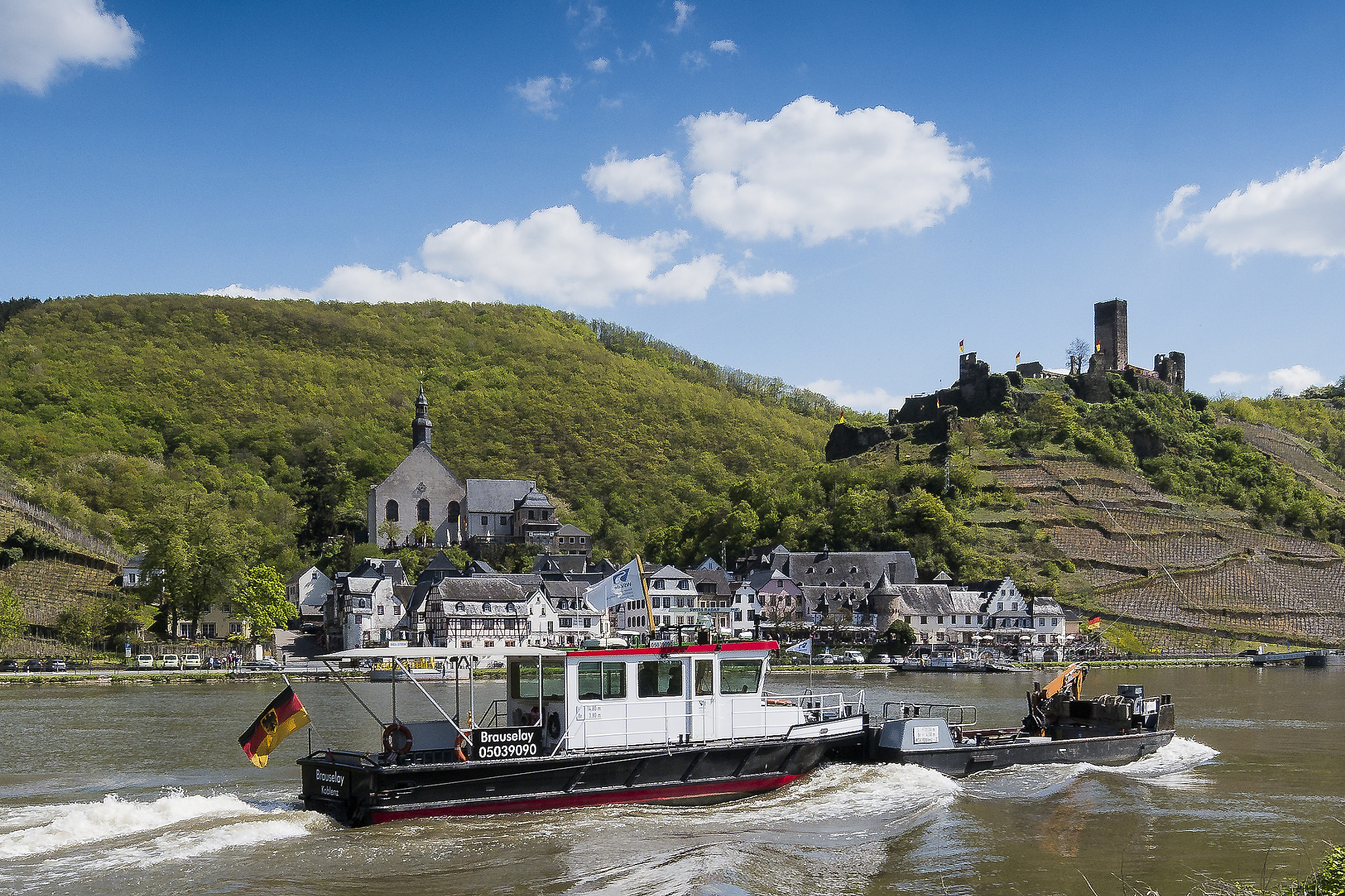 Panasonic Lumix DMC-G6 + OLYMPUS M.9-18mm F4.0-5.6 sample photo. Beilstein & metternich castle photography