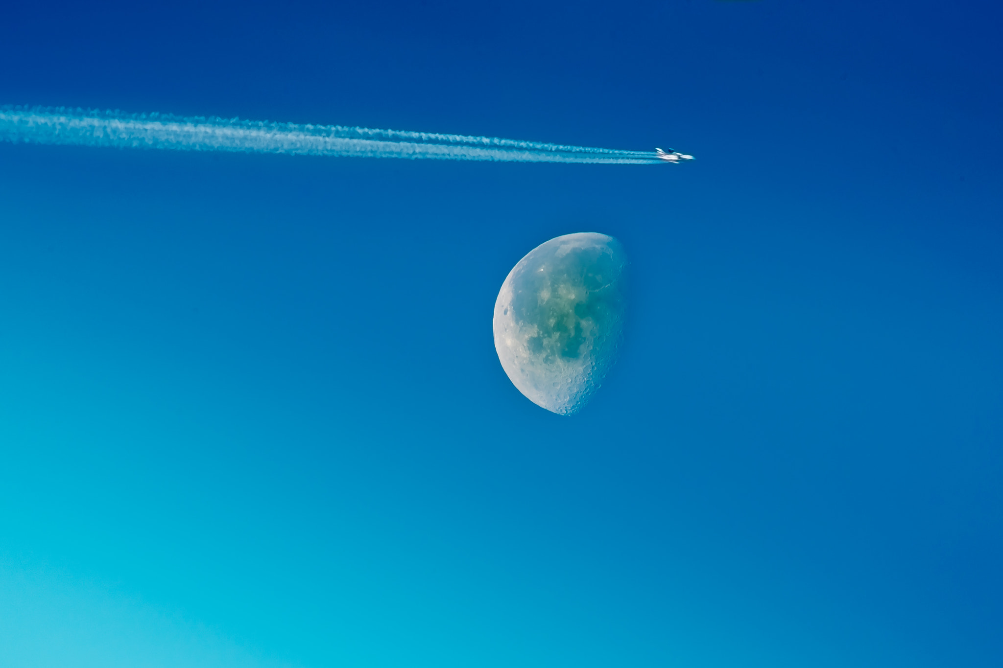Sigma 50-500mm F4.5-6.3 DG OS HSM sample photo. Moon photography