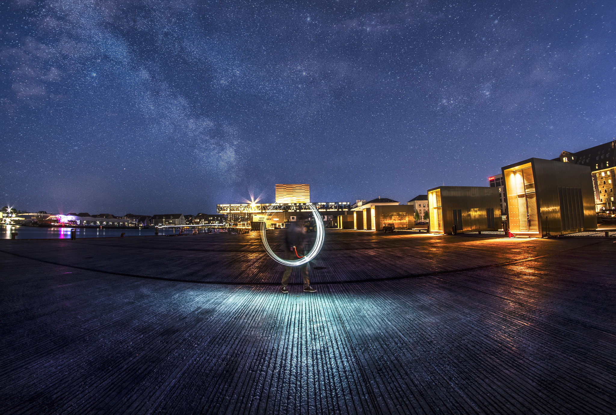 Nikon D7200 + Samyang 8mm F3.5 Aspherical IF MC Fisheye sample photo. Dreamy lights photography