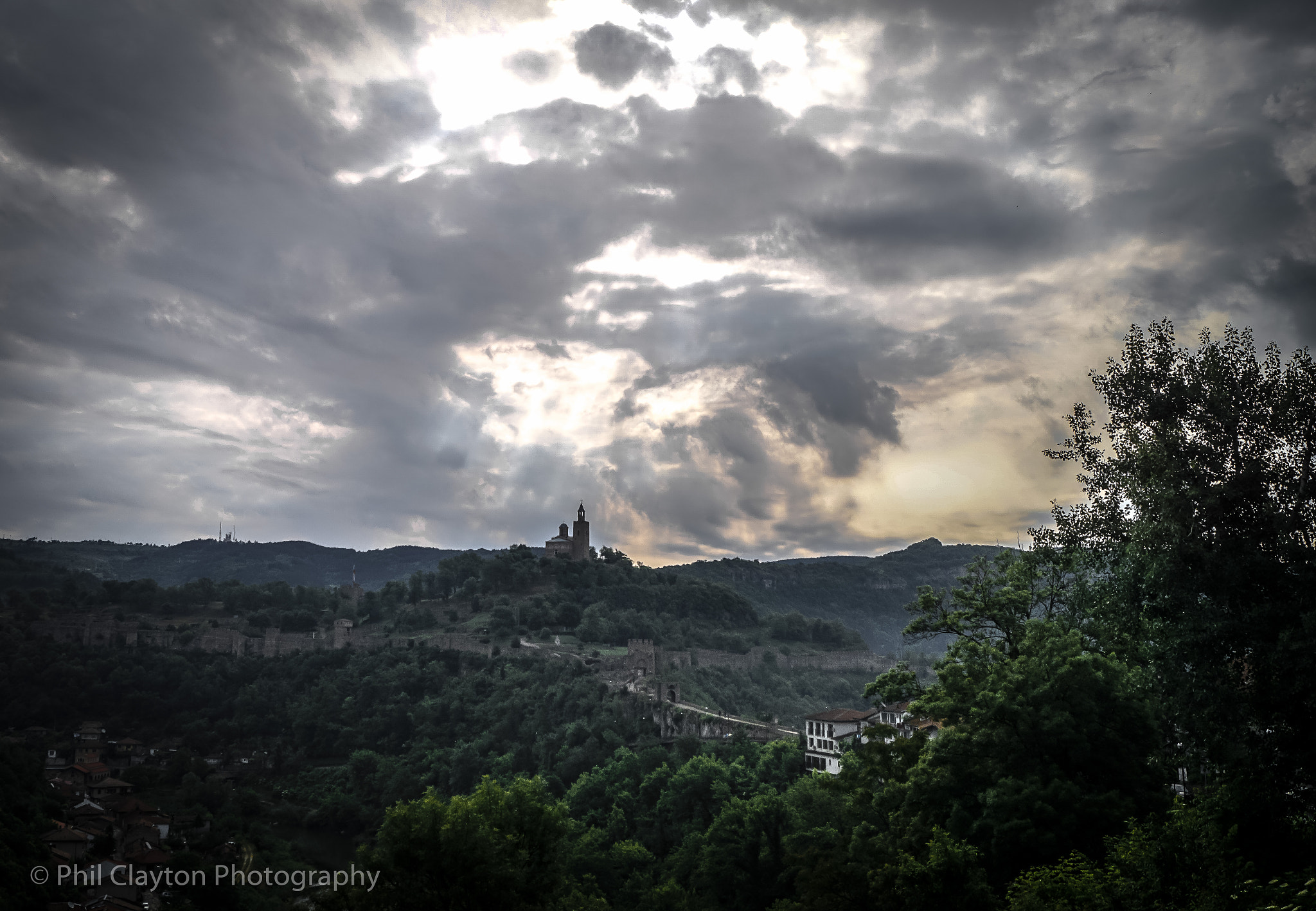 Sony ILCA-77M2 + Sony DT 18-55mm F3.5-5.6 SAM sample photo. Veliko tarnovo, tsarevets fortress photography