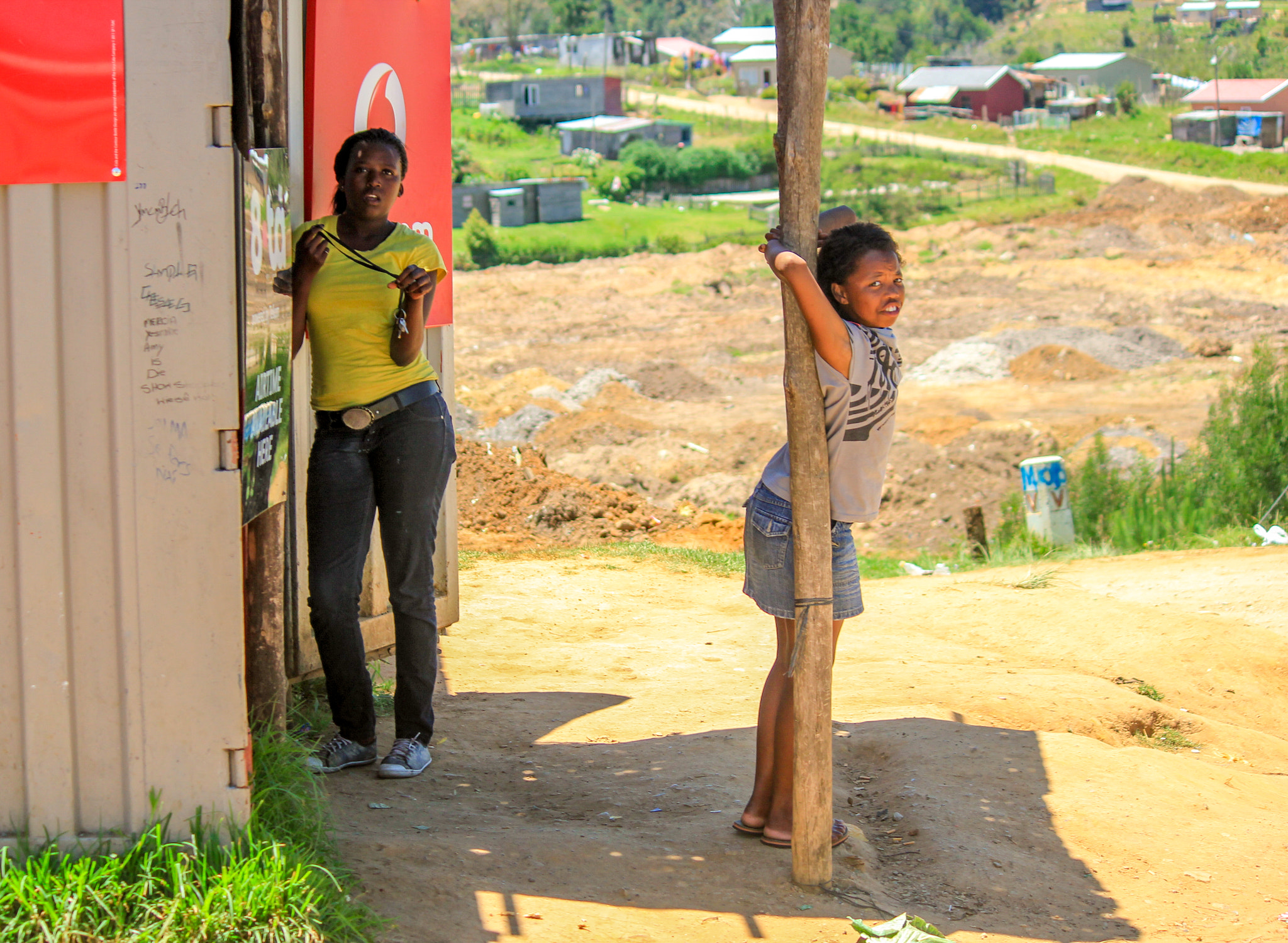 Canon EOS 550D (EOS Rebel T2i / EOS Kiss X4) sample photo. Tired of the townships photography