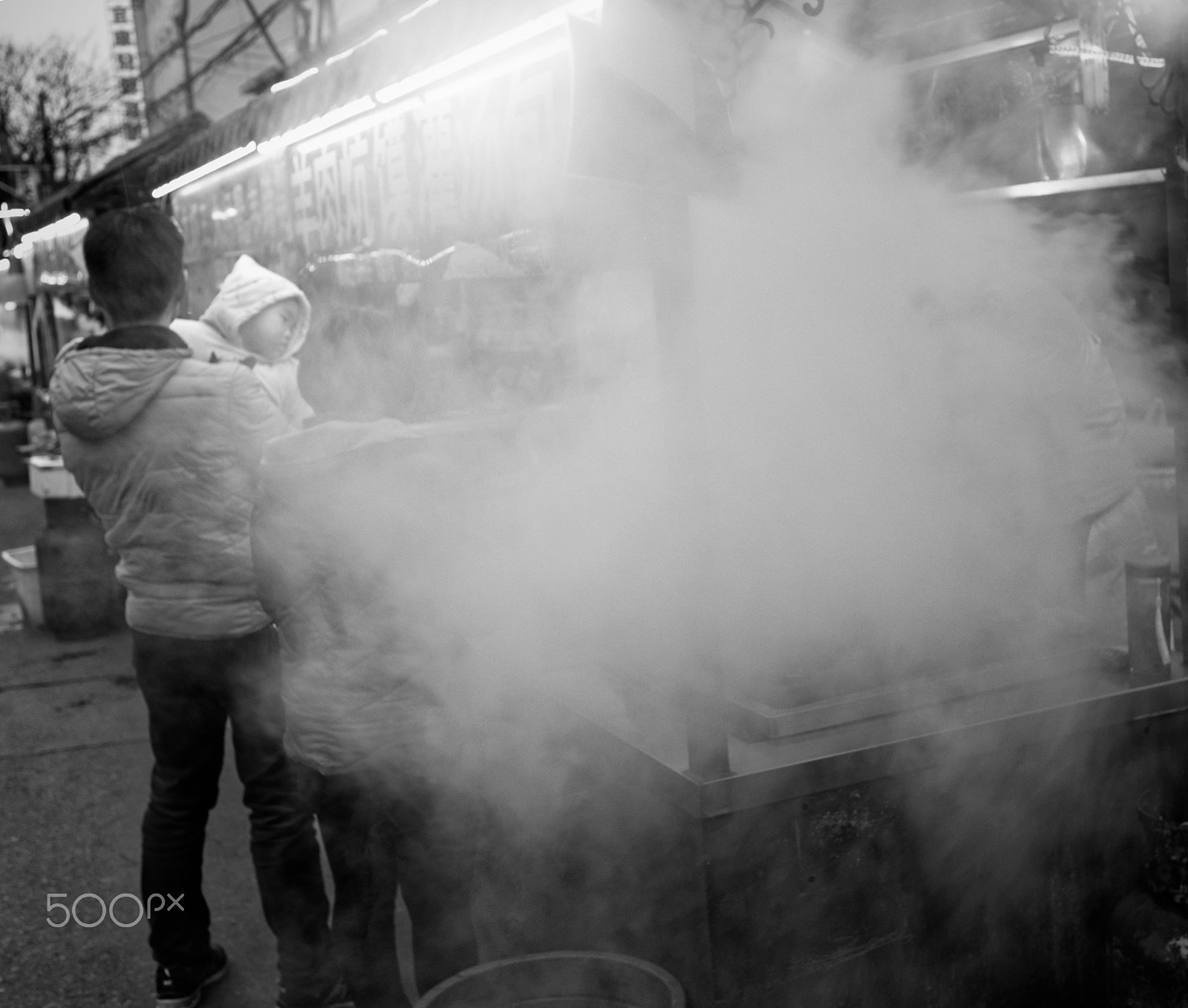Canon EOS M2 + Canon EF-M 22mm F2 STM sample photo. Re-crop photography