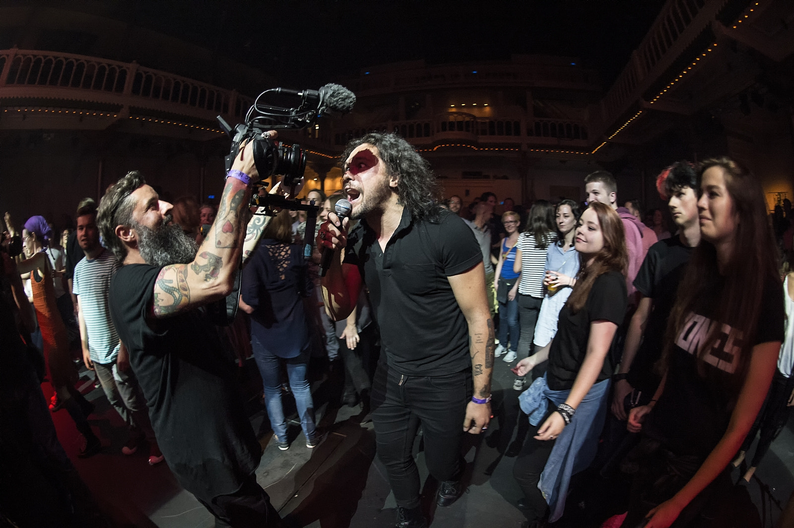 Nikon D4 + Nikon AF Fisheye-Nikkor 16mm F2.8D sample photo. Tn gang of youths () photography