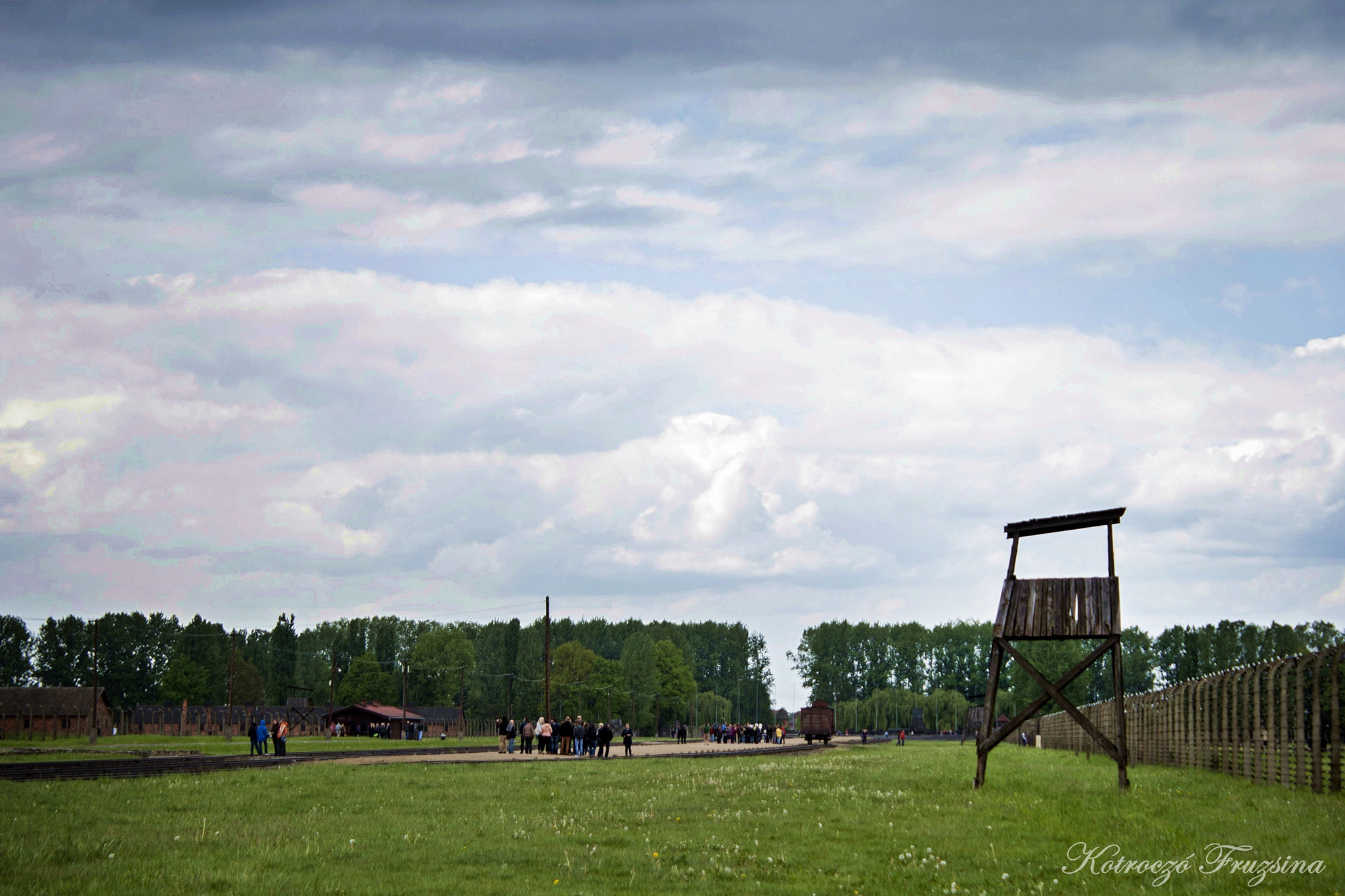 Canon EOS 400D (EOS Digital Rebel XTi / EOS Kiss Digital X) sample photo. Birkenau photography