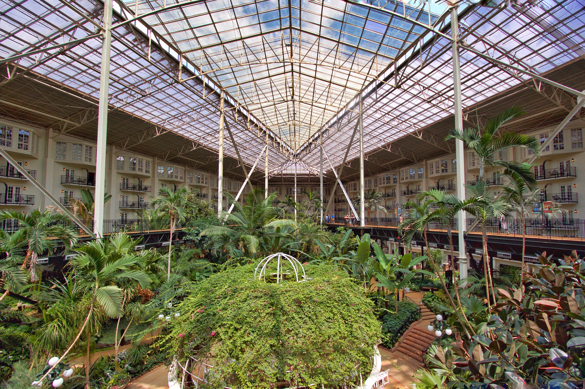 Canon EF-S 10-22mm F3.5-4.5 USM sample photo. Gaylord opryland resort photography