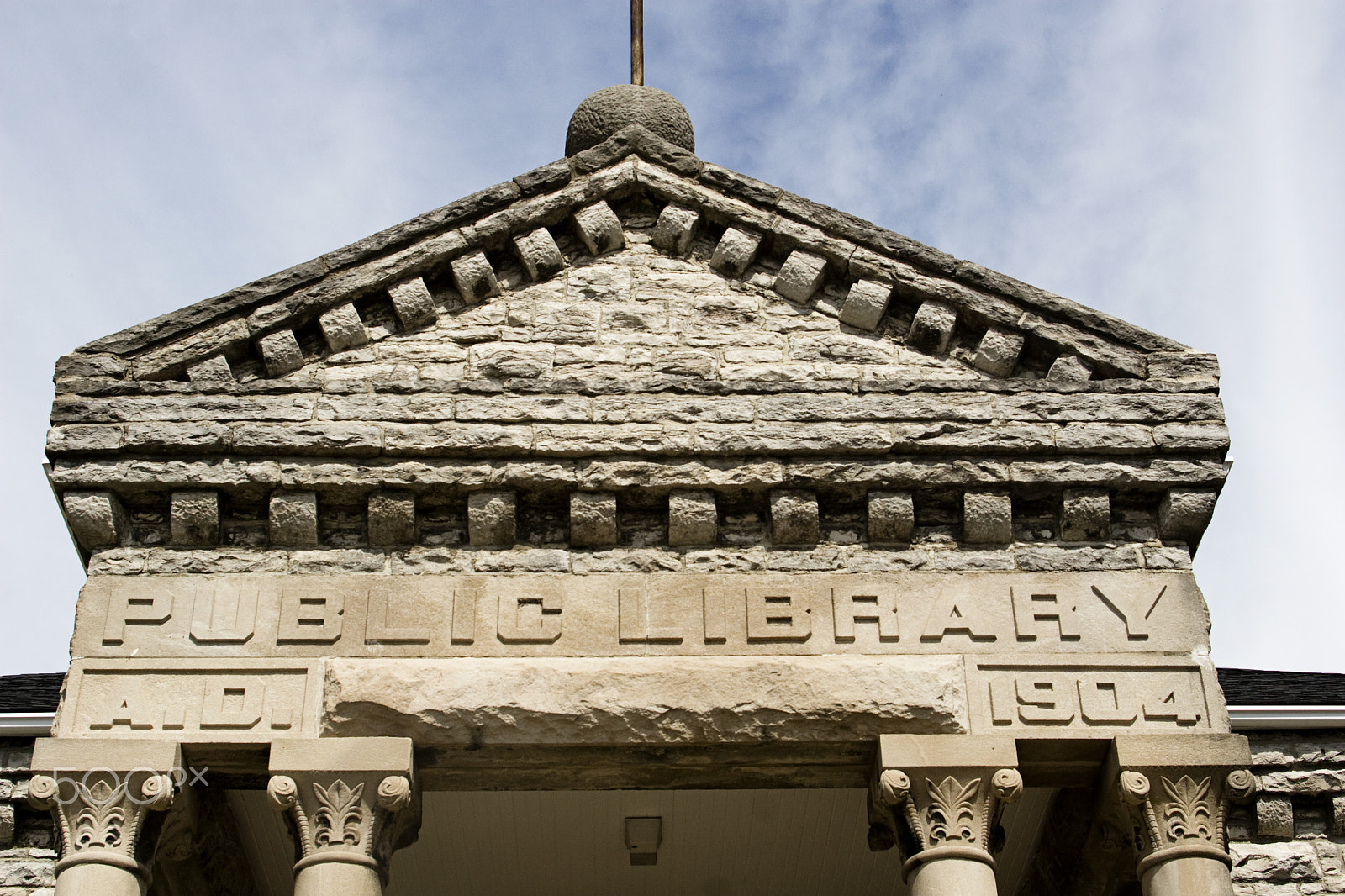 Canon EF 28-105mm f/3.5-4.5 USM sample photo. Public library photography