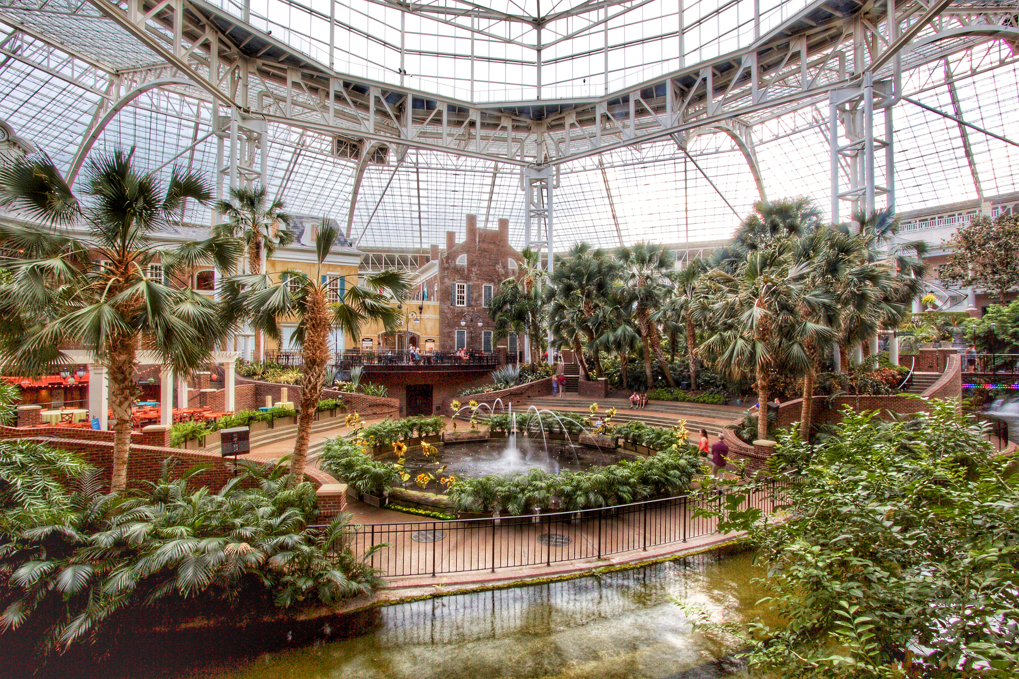 Canon EF-S 10-22mm F3.5-4.5 USM sample photo. Gaylord opryland resort photography