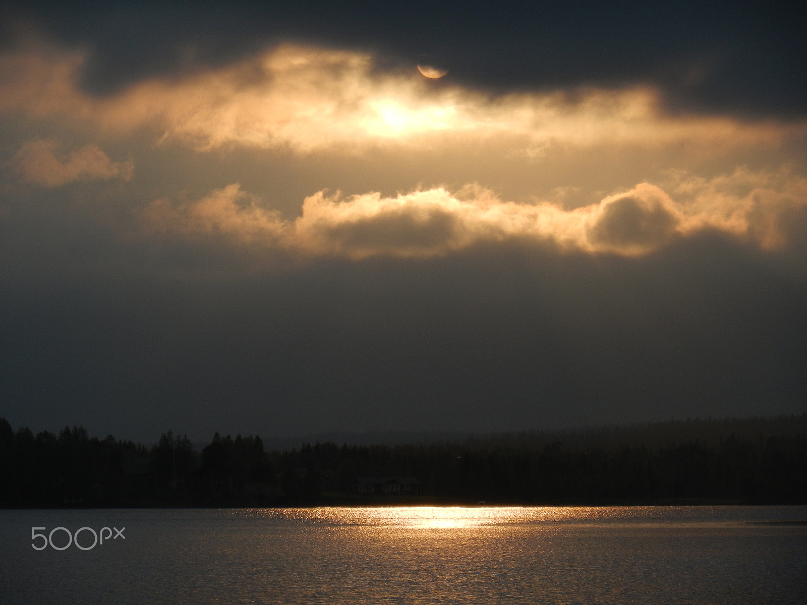 Nikon Coolpix S800c sample photo. Midnight sun in lapland photography