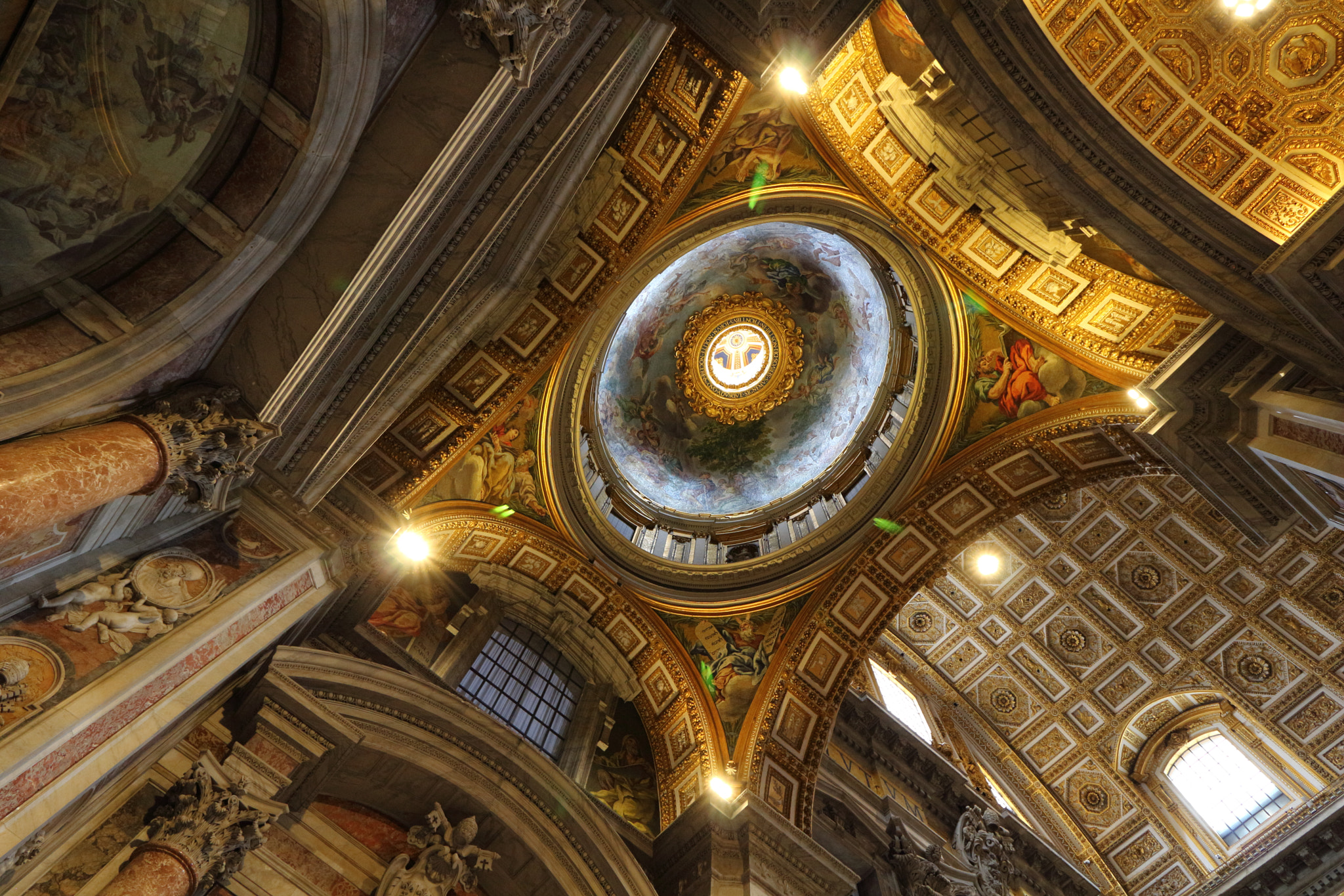 Canon EF-S 10-18mm F4.5–5.6 IS STM sample photo. San pietro cathedral inside photography