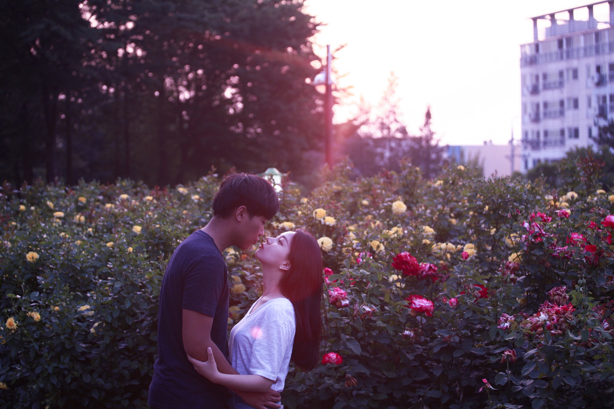 Canon EF 70-200mm F4L USM sample photo. With girlfriend photography