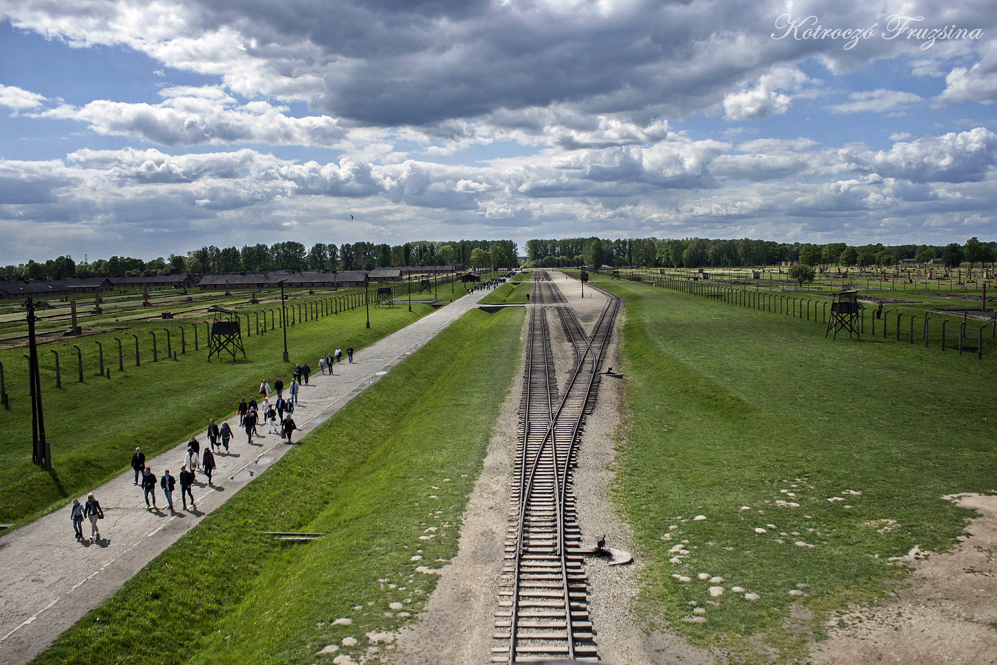 Canon EOS 400D (EOS Digital Rebel XTi / EOS Kiss Digital X) sample photo. Birkenau photography