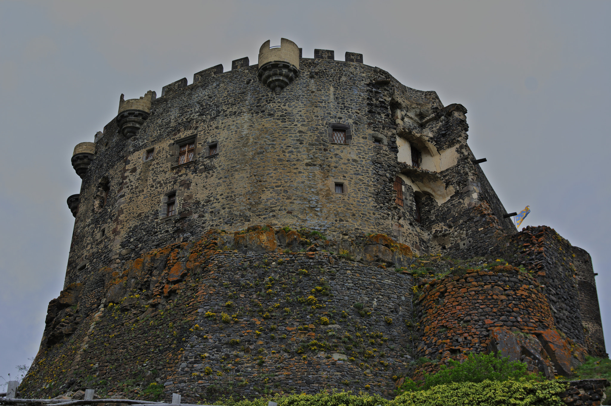 Nikon D7100 + Sigma 24-105mm F4 DG OS HSM Art sample photo. Auvergne chateau de murol photography