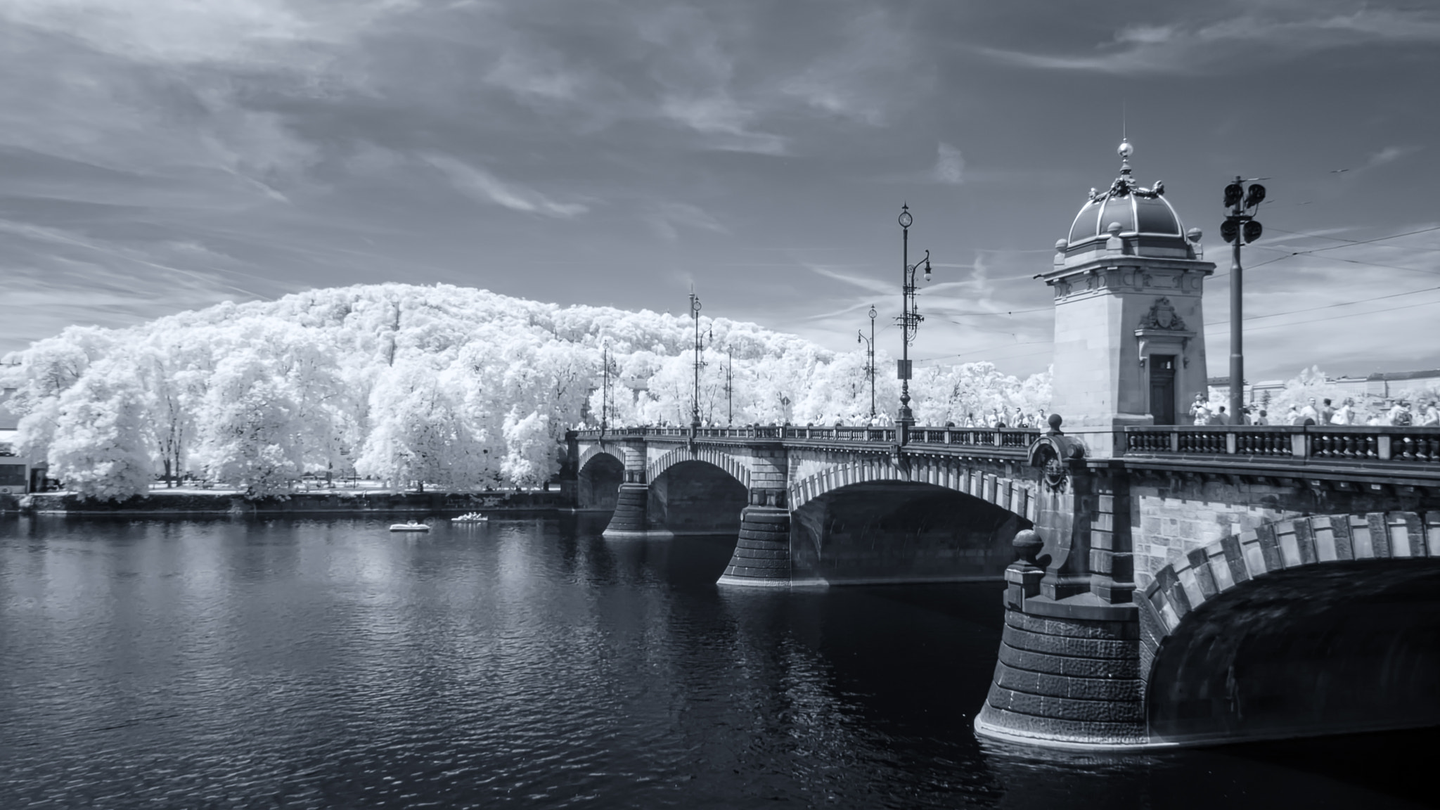 Nikon D5200 + Nikon AF-S DX Nikkor 18-300mm F3.5-5.6G ED VR sample photo. Prague, czech republic (infrared) photography