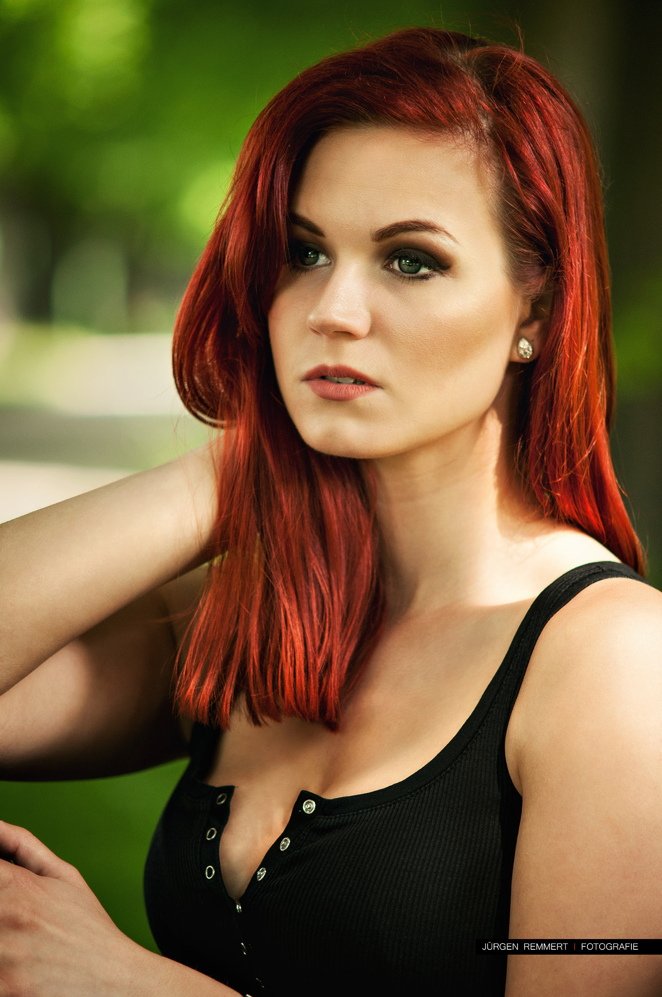 Sigma 50-150mm F2.8 EX APO DC HSM sample photo. ... pensive ... photography