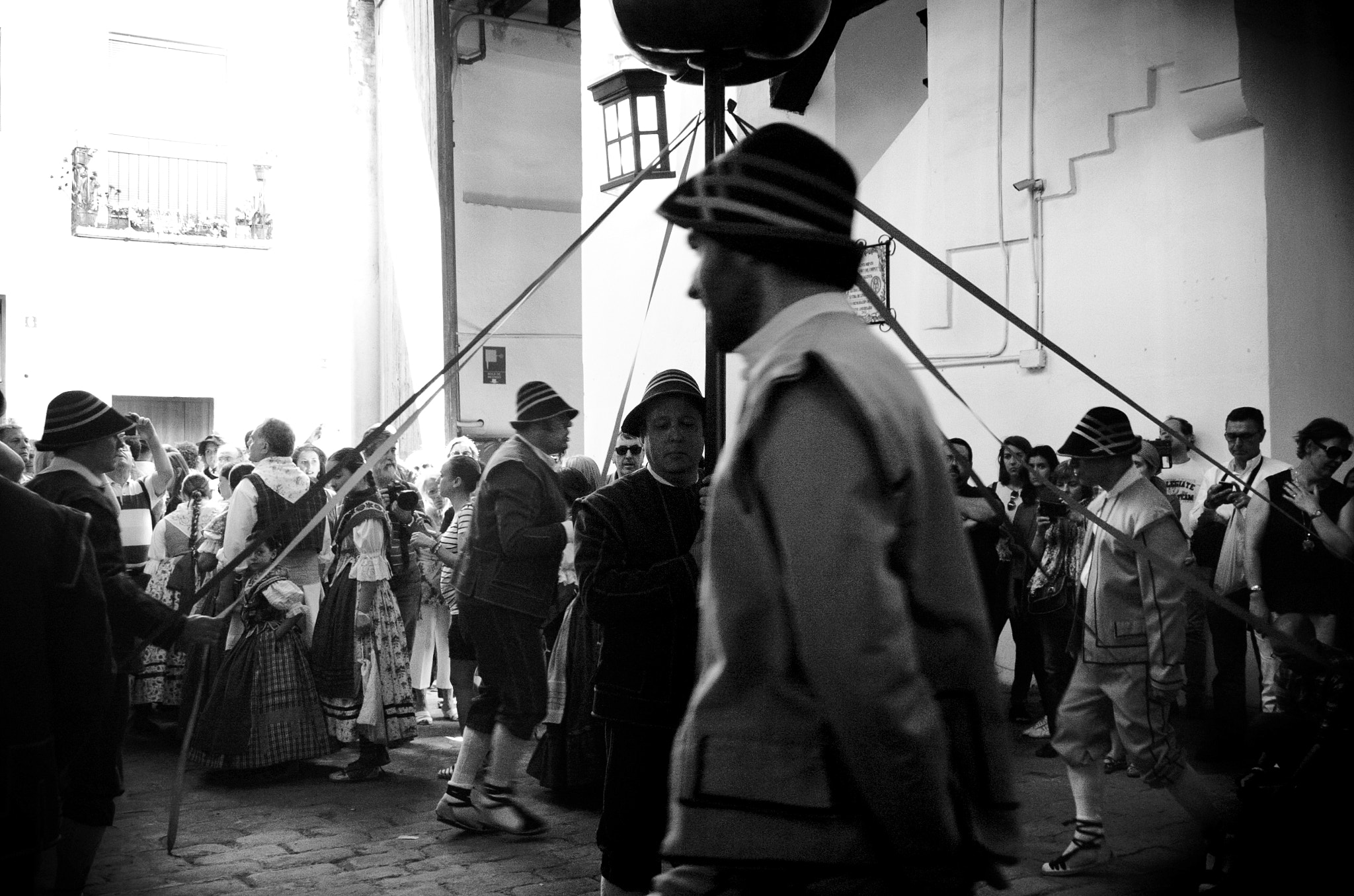Nikon D2Hs sample photo. Danza de la magrana photography