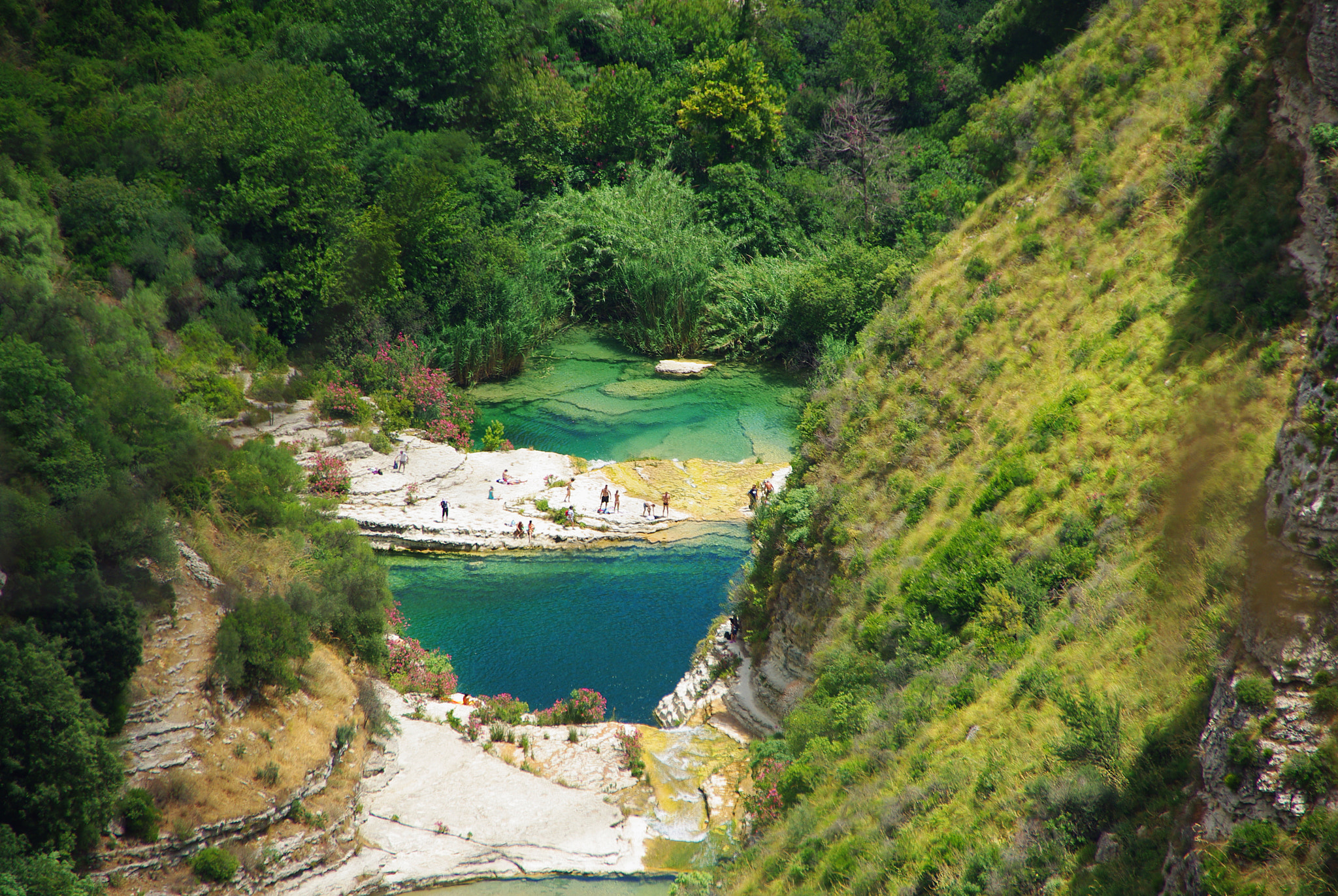 Pentax K200D sample photo. Hidden paradise photography