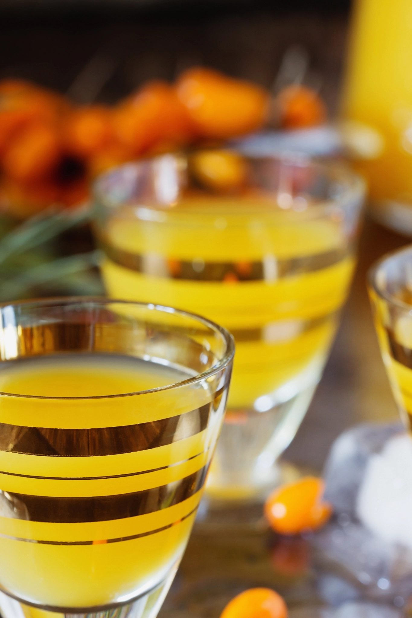 Alcoholic cocktail of sea buckthorn