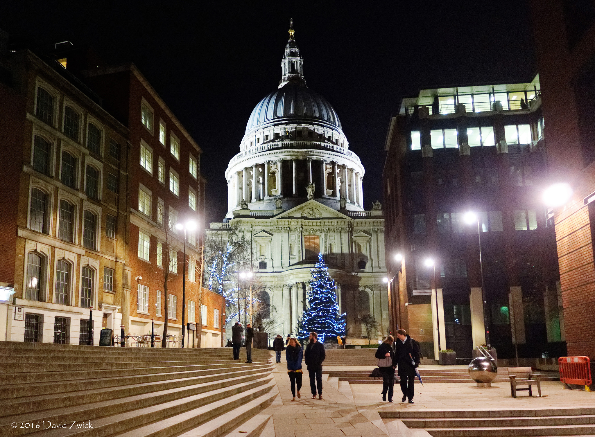 Sony Cyber-shot DSC-RX100 II sample photo. St. paul's cathedral at christmas time. photography