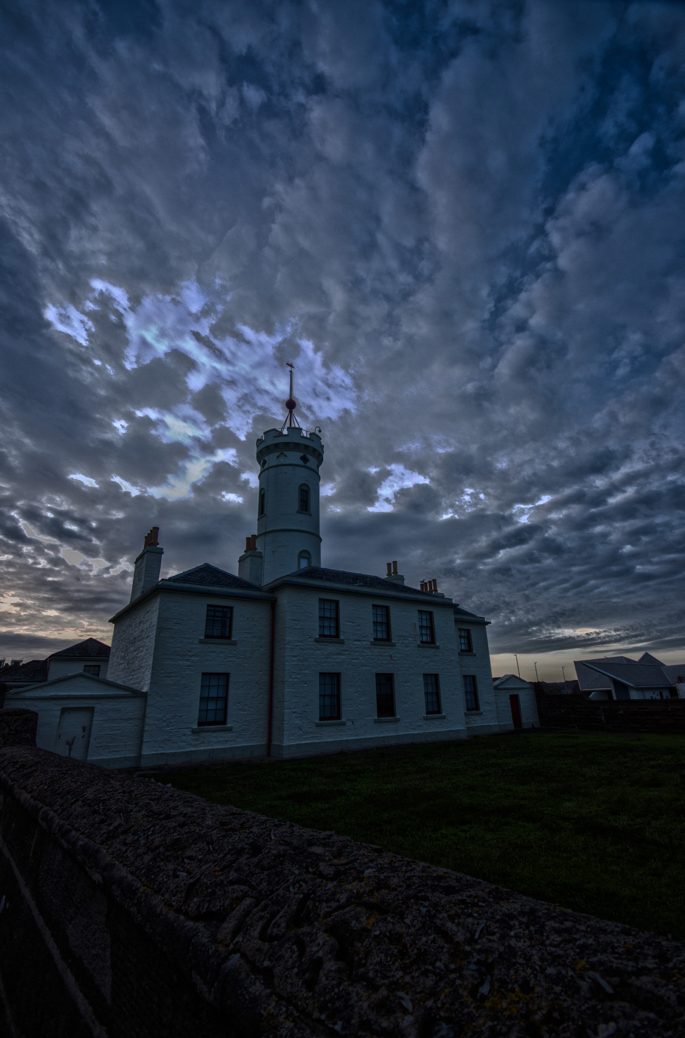Sigma AF 10-20mm F4-5.6 EX DC sample photo. Signal tower twilight photography