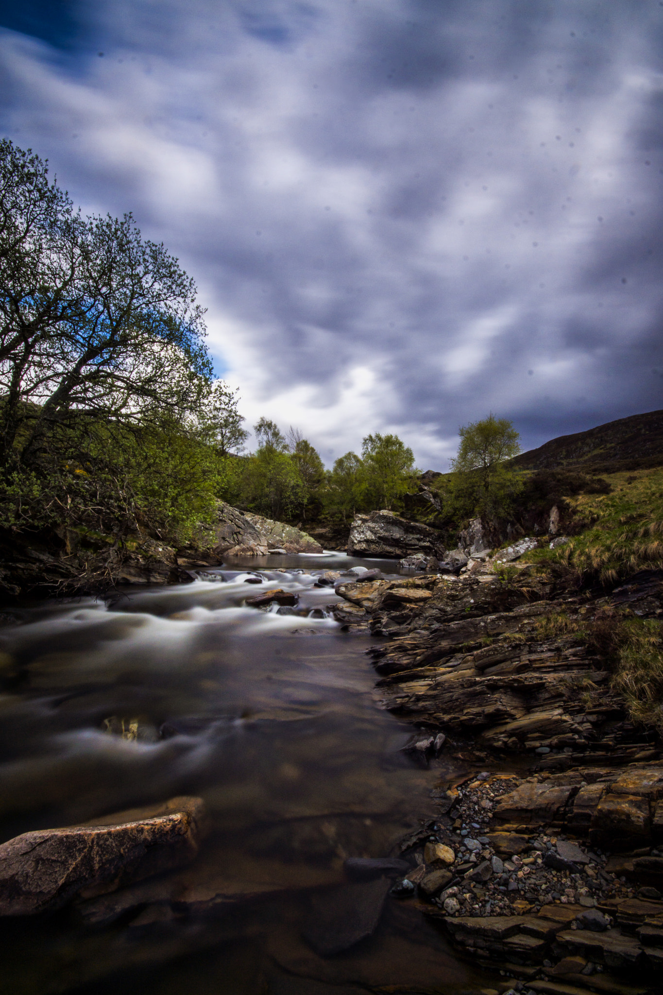Sigma AF 10-20mm F4-5.6 EX DC sample photo. Glenshee moving water photography